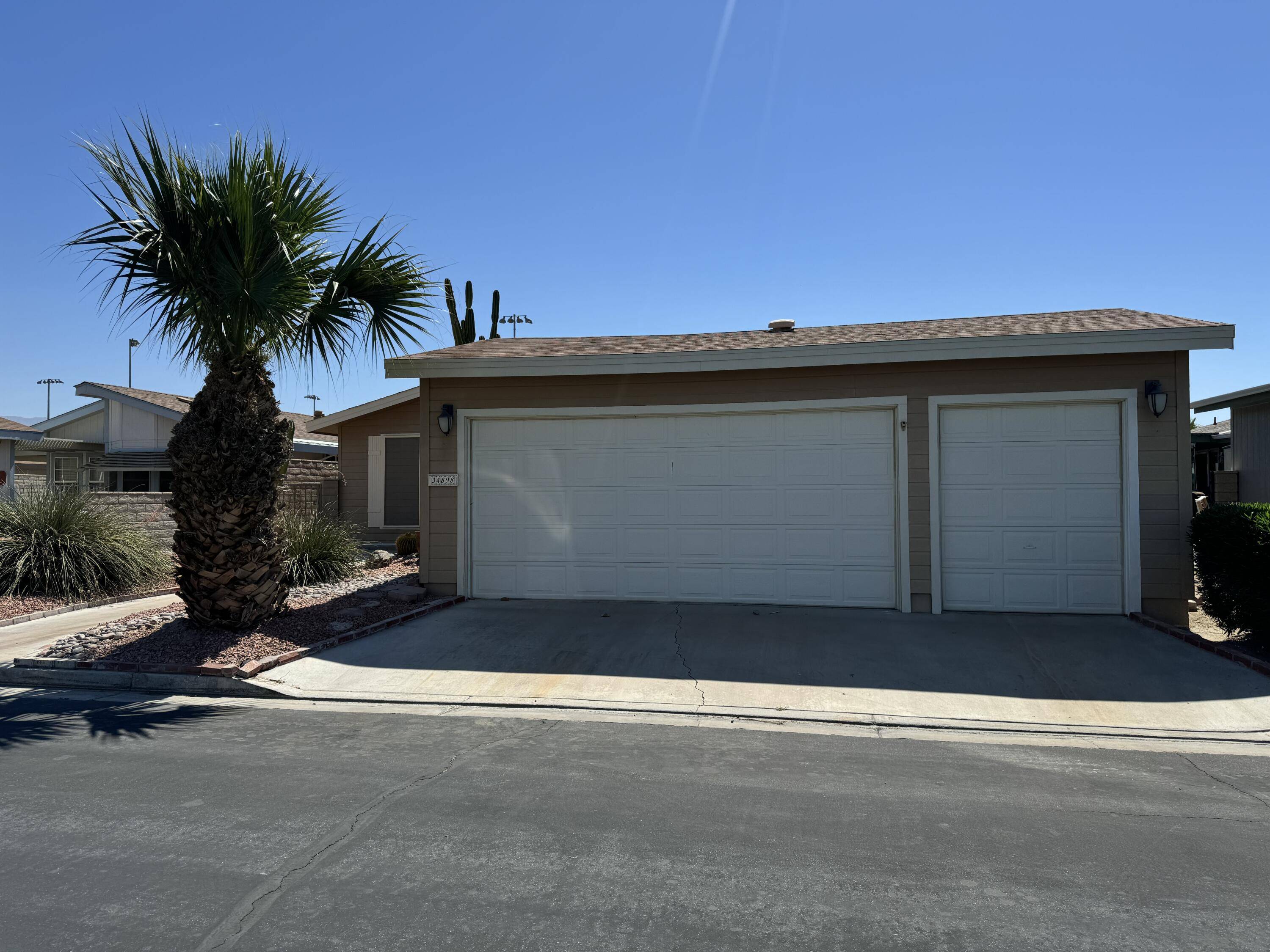 Thousand Palms, CA 92276,34898 Tioga