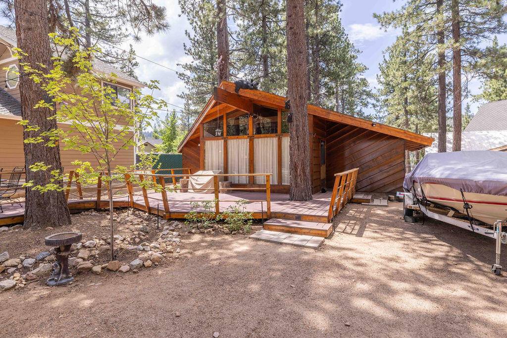 Big Bear Lake, CA 92315,39009 North Bay DR