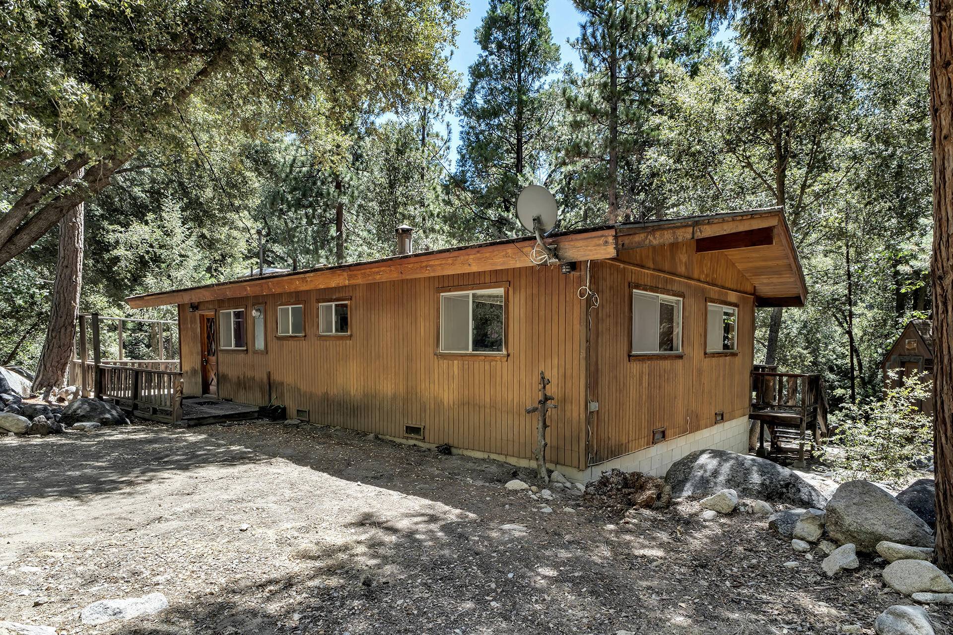 Idyllwild, CA 92549,25240 Indian Rock RD