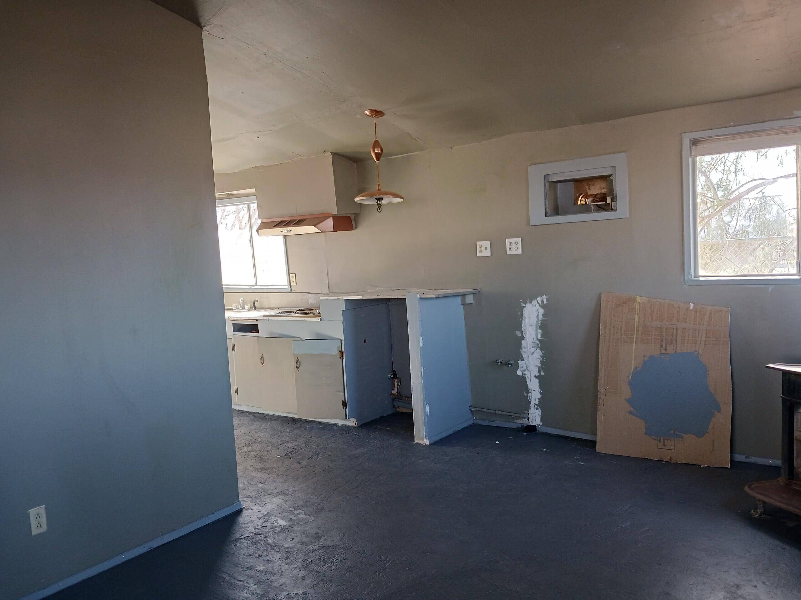 Bombay Beach, CA 92257,9548 Avenue D