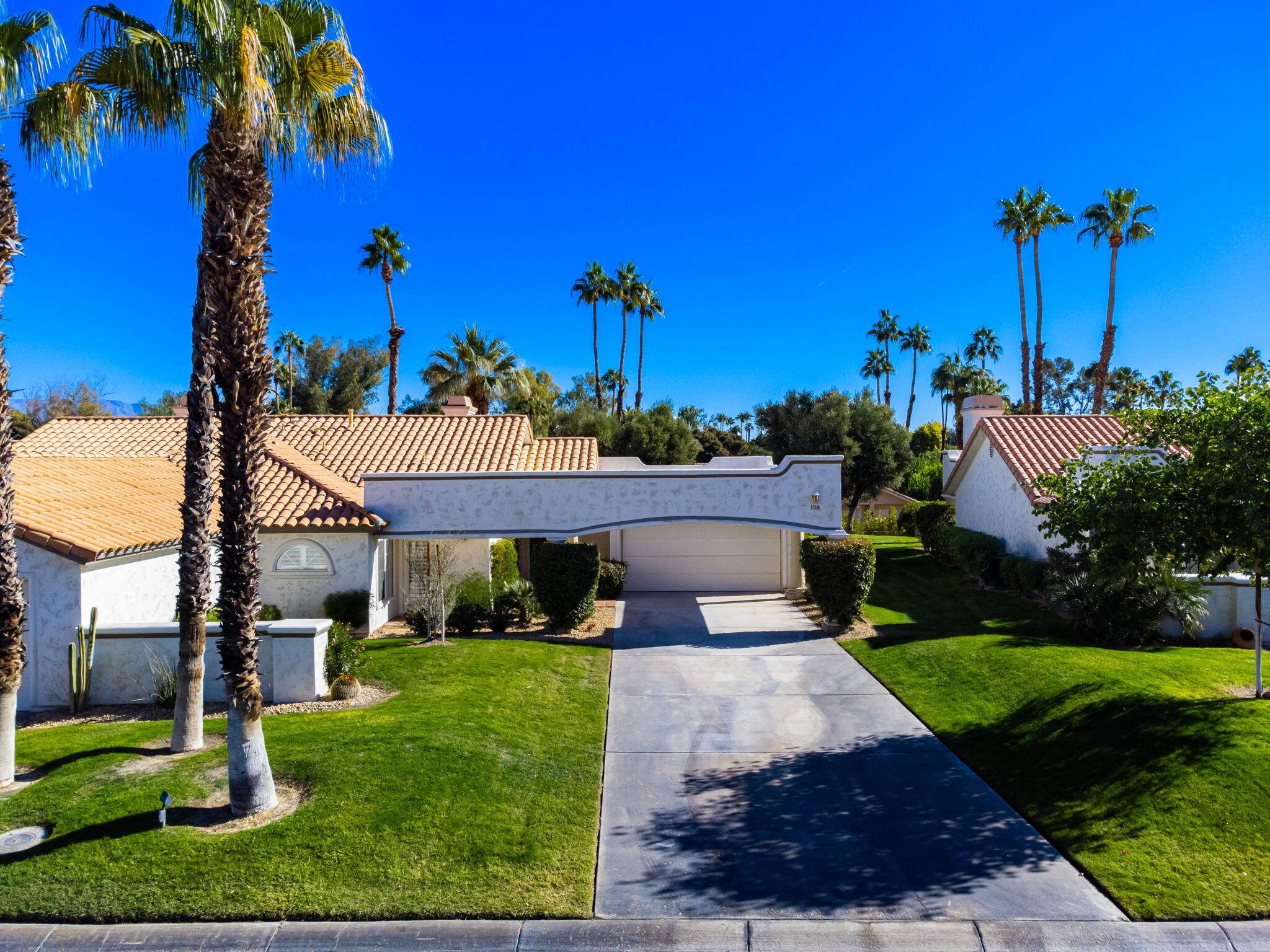 Palm Desert, CA 92211,158 Desert Falls DR E