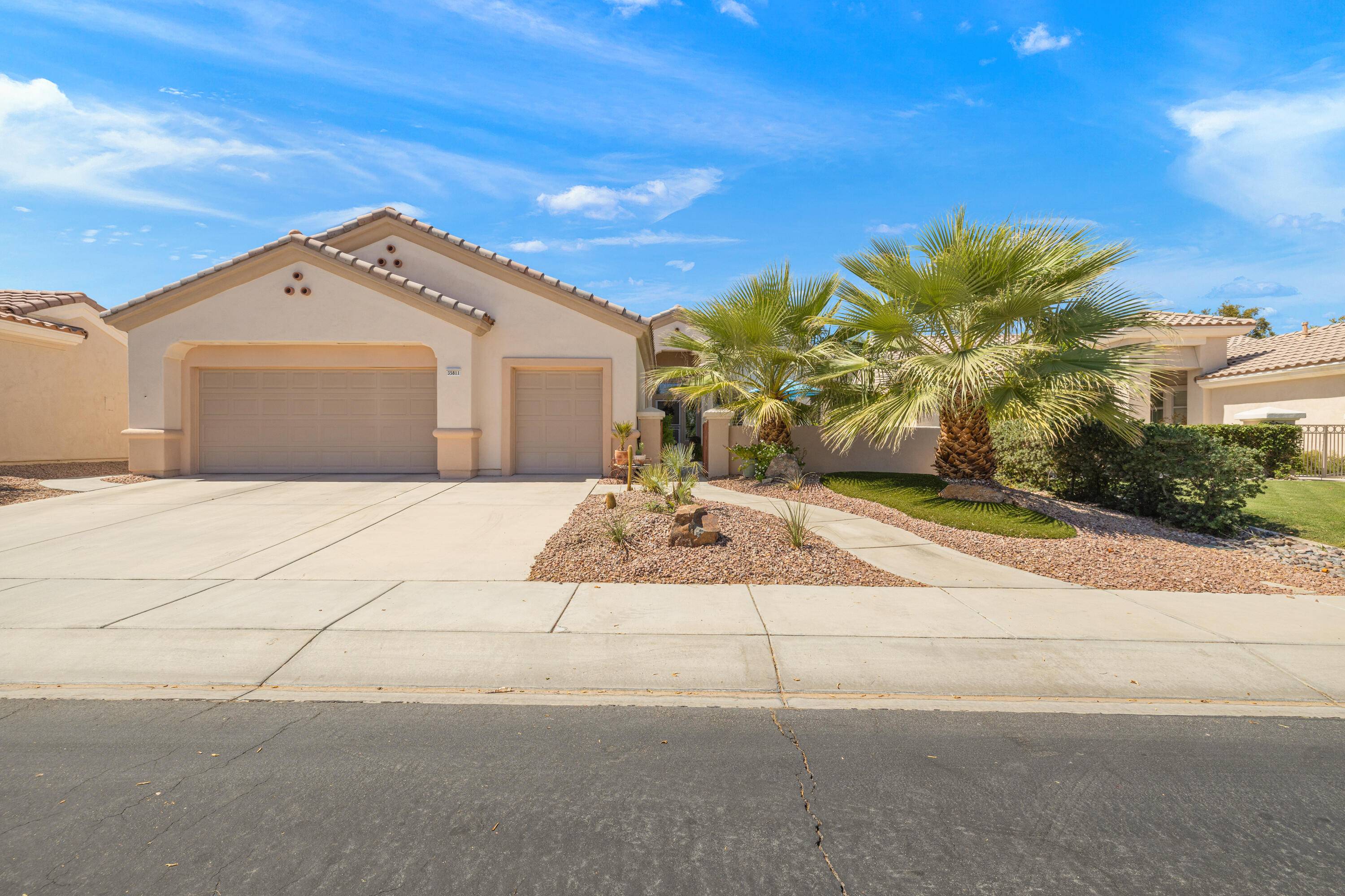 Palm Desert, CA 92211,35811 Calloway LN