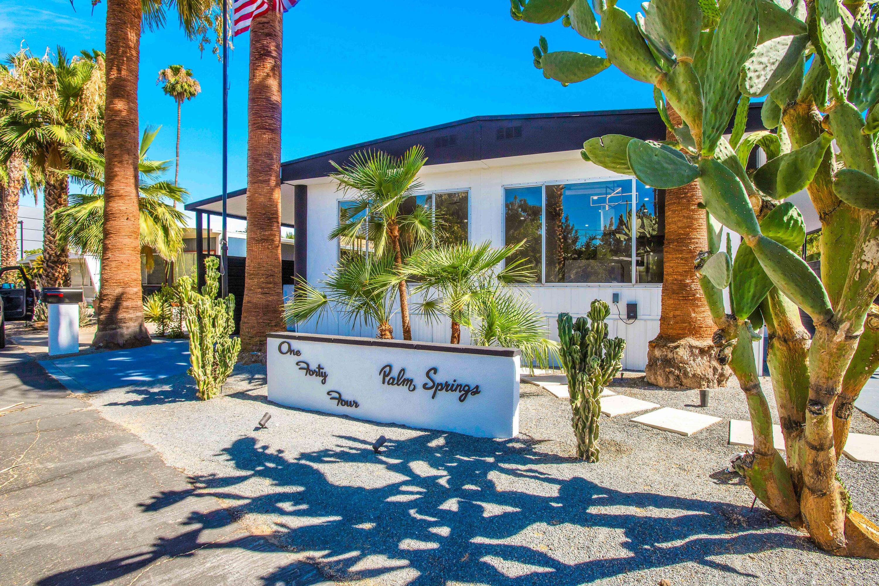 144 Jupiter ST, Palm Springs