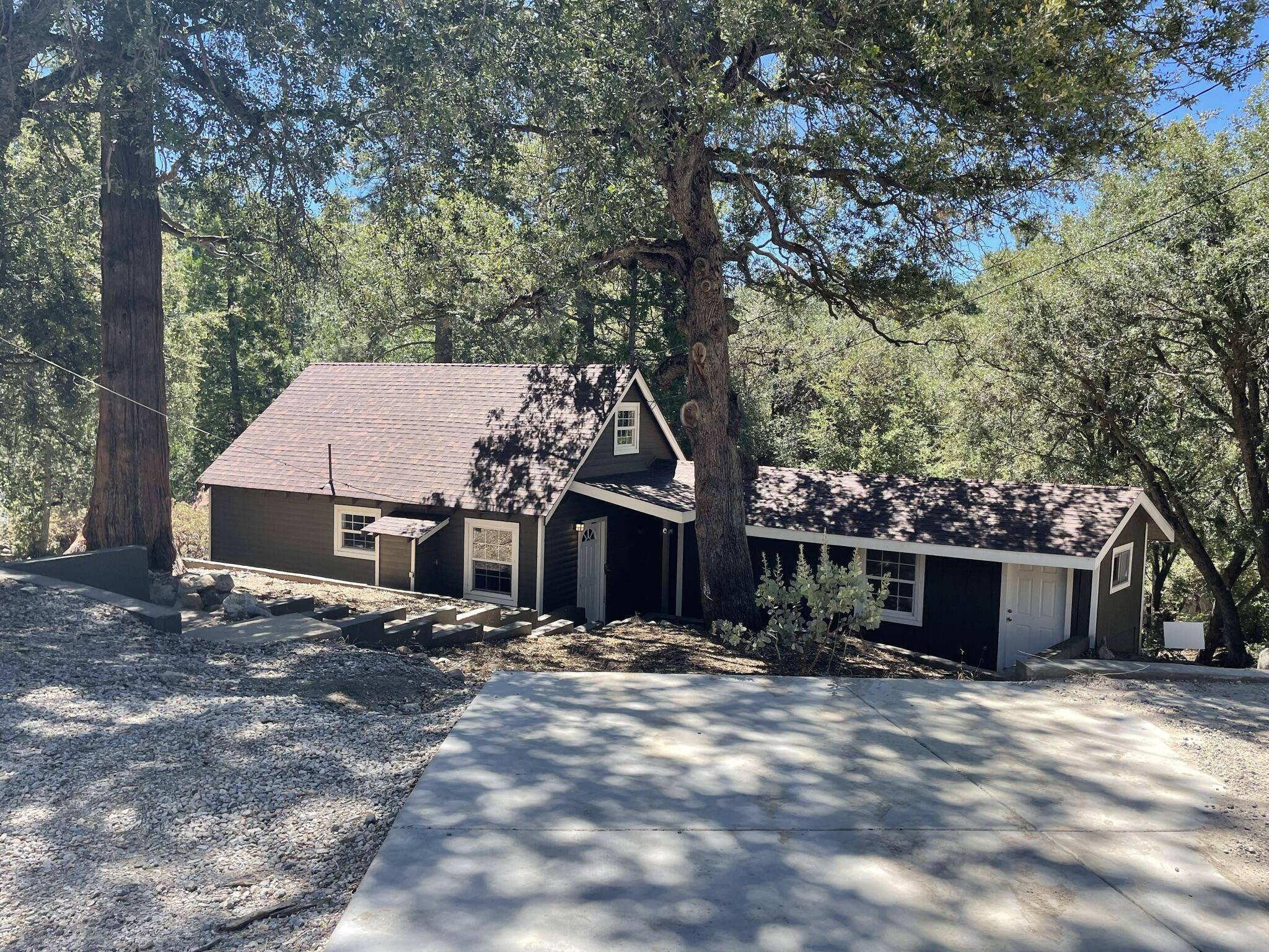 Idyllwild, CA 92549,25111 Nestwa Trail