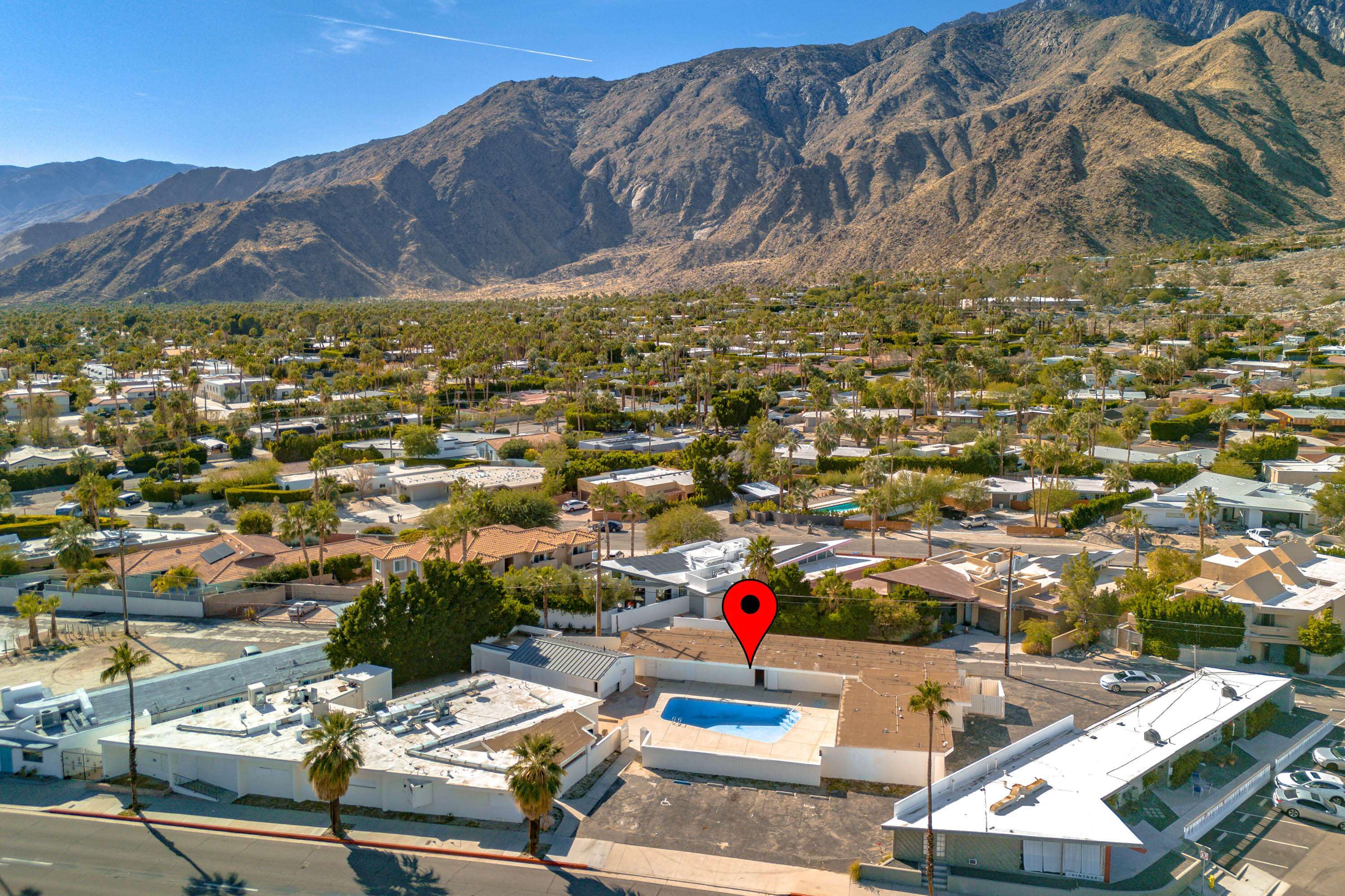 Palm Springs, CA 92262,2249 N Palm Canyon DR