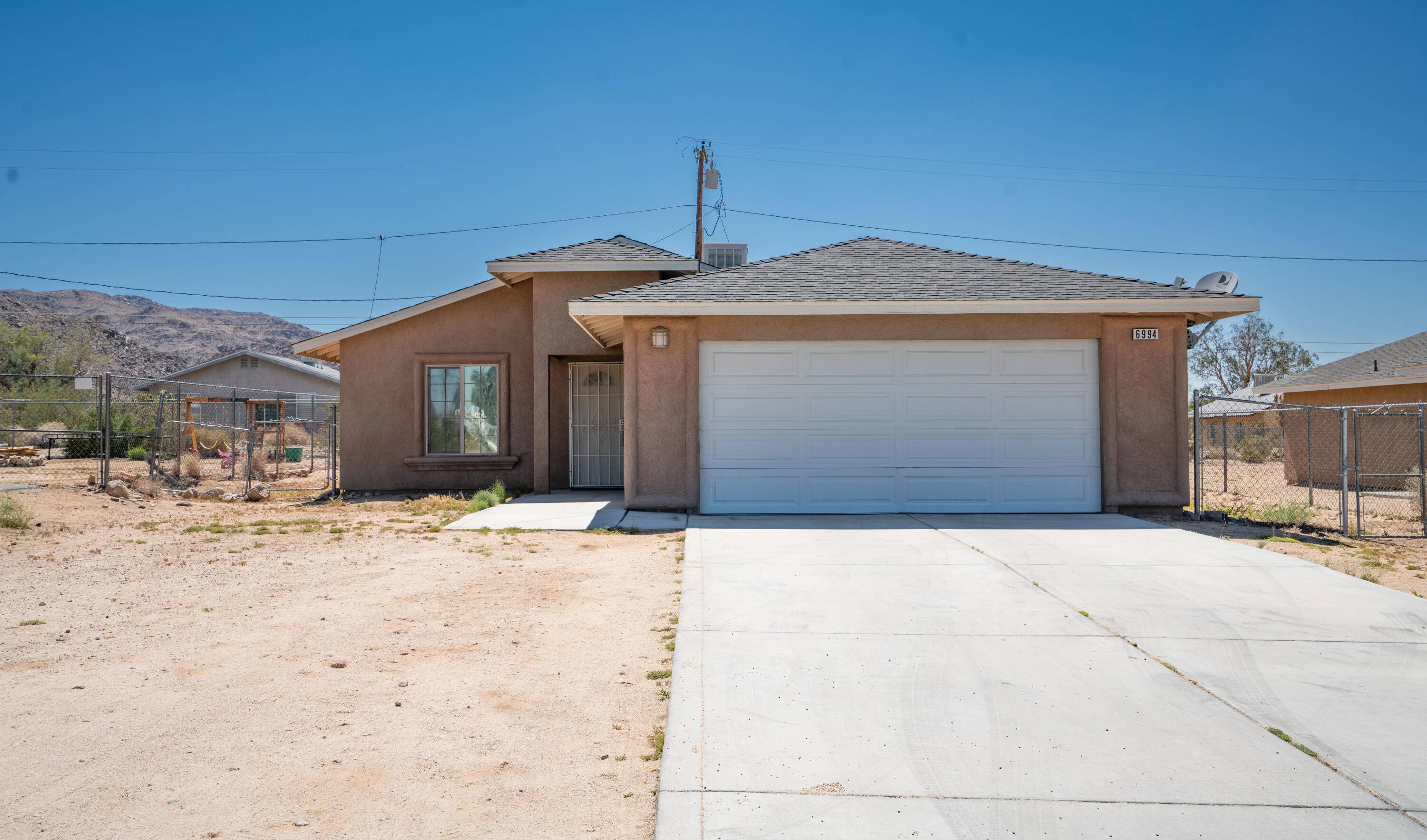 29 Palms, CA 92277,6994 49 Palms AVE