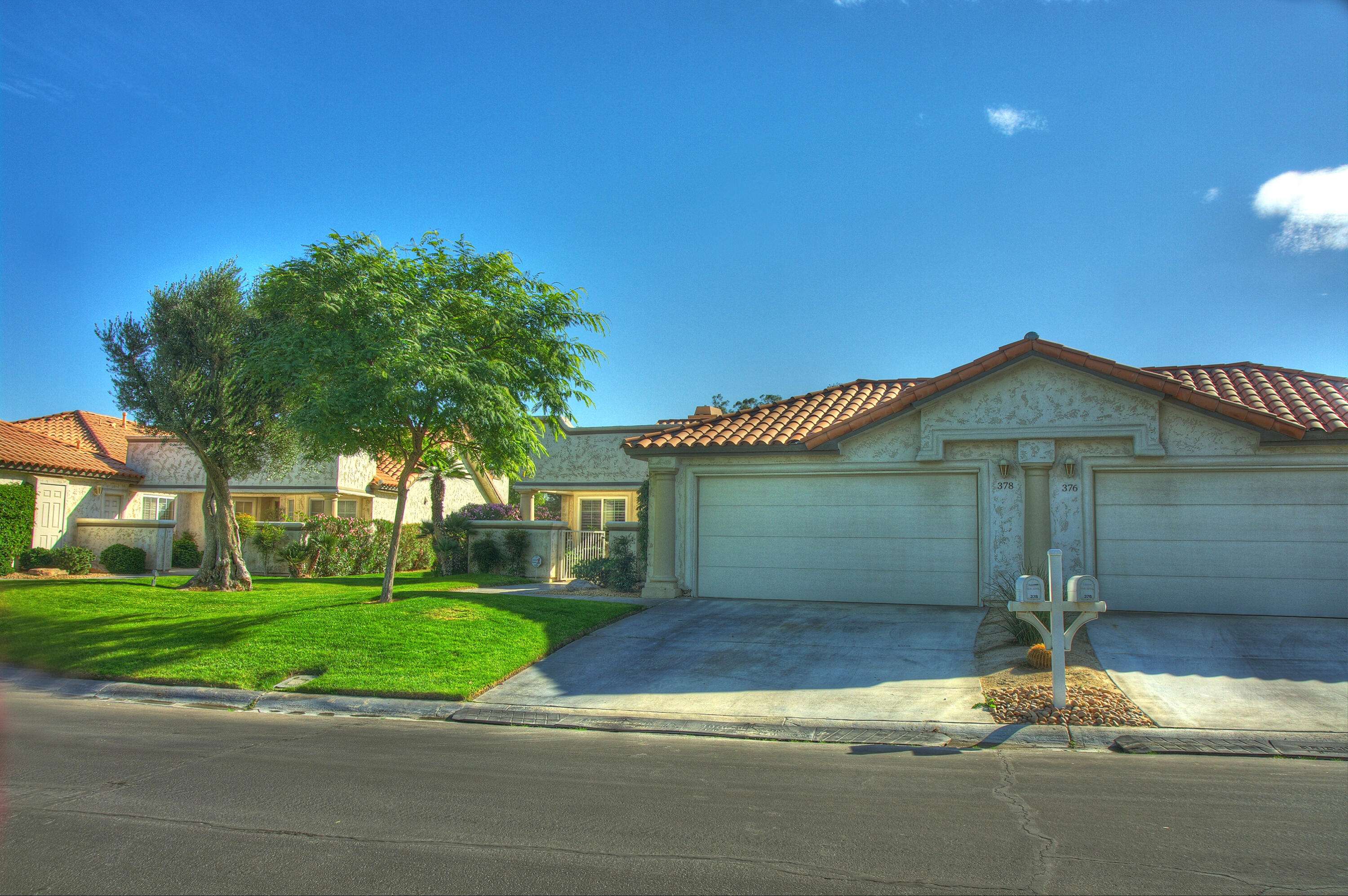 Palm Desert, CA 92211,378 Desert Falls DR E