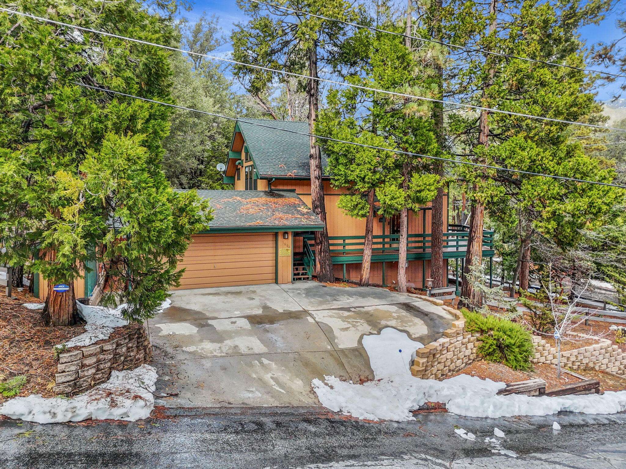 Idyllwild, CA 92549,53600 Rocky Way