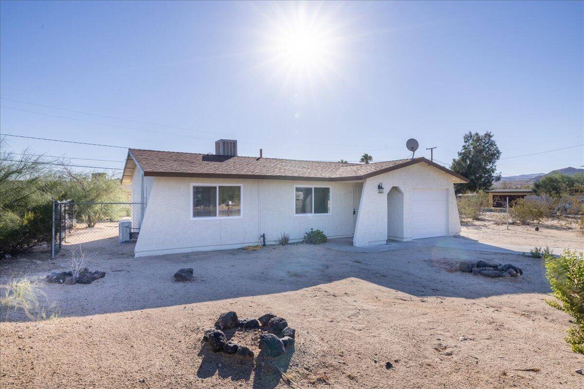 29 Palms, CA 92277,6585 Split Rock AVE