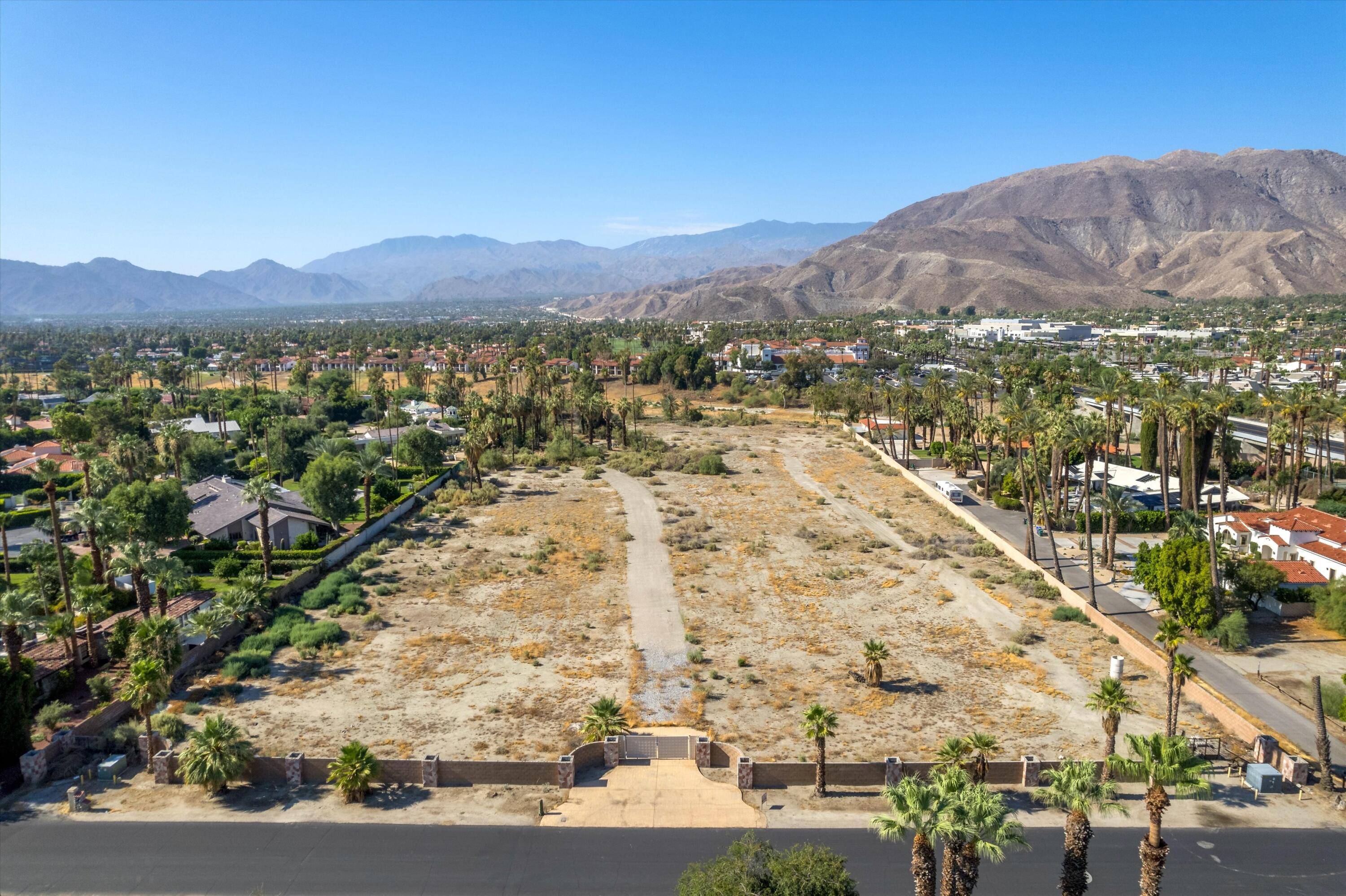 Rancho Mirage, CA 92270,72111 Clancy LN