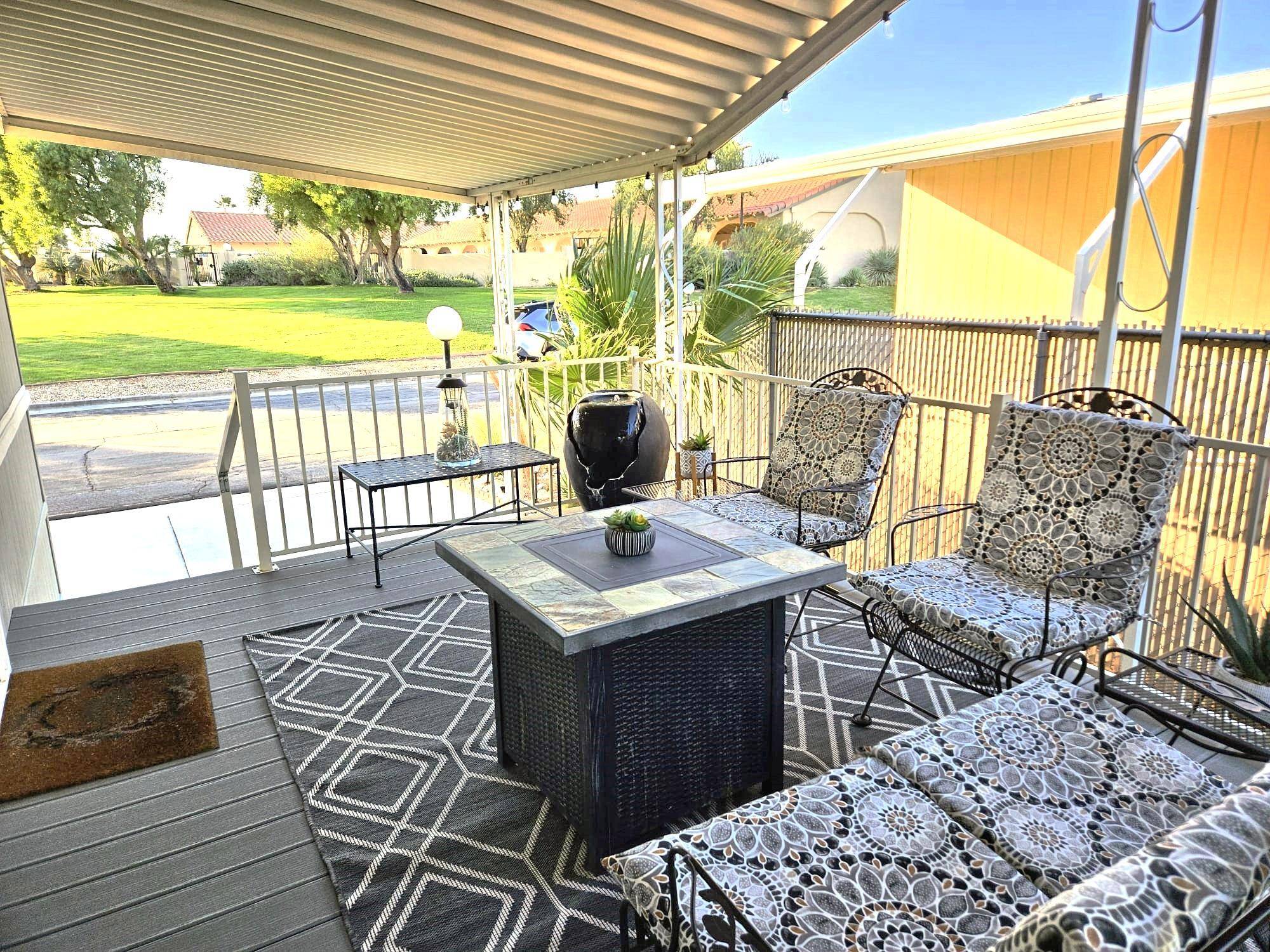 Desert Hot Springs, CA 92240,14777 Palm Drive #8