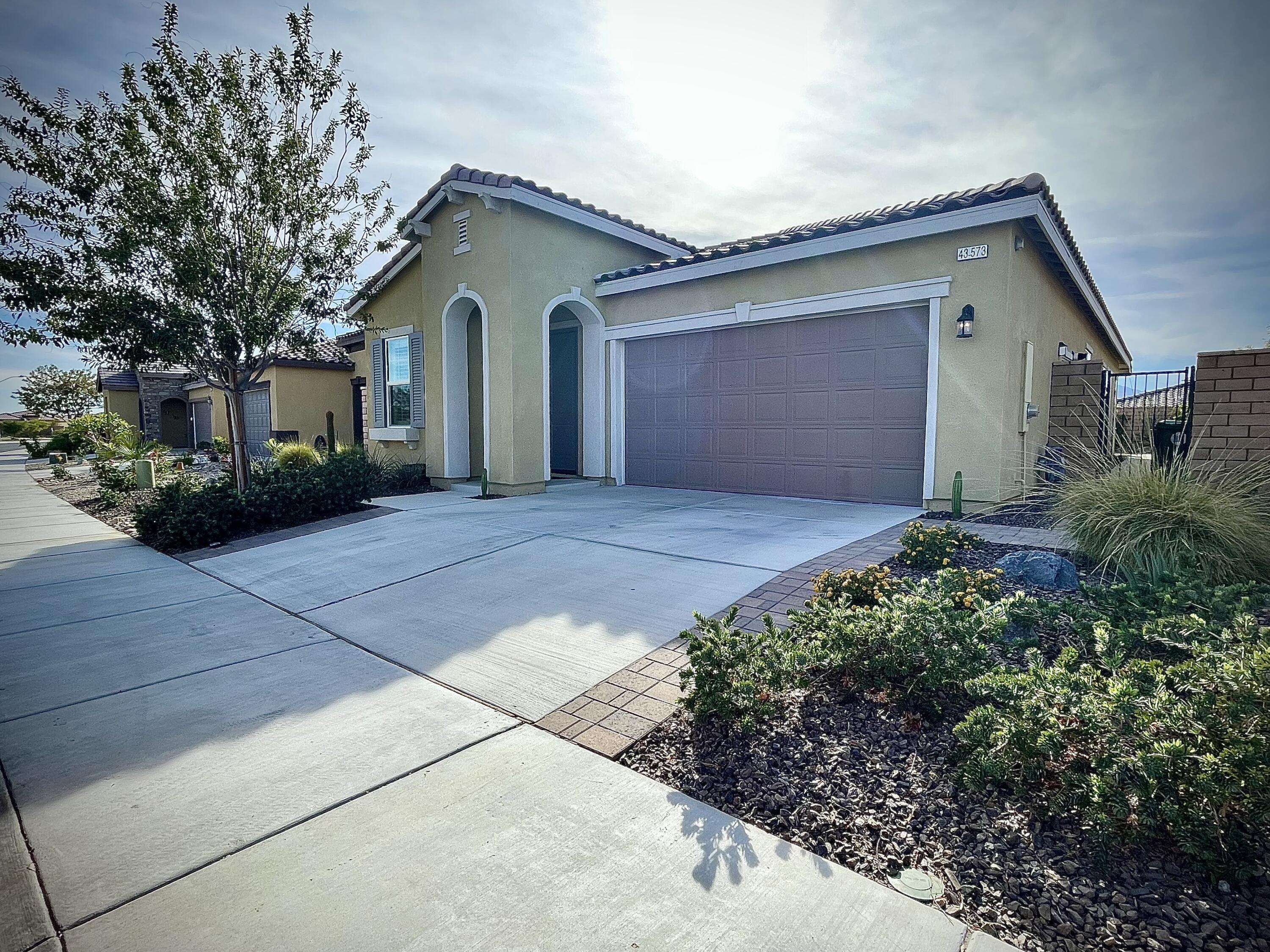 Indio, CA 92203,43573 Adria DR