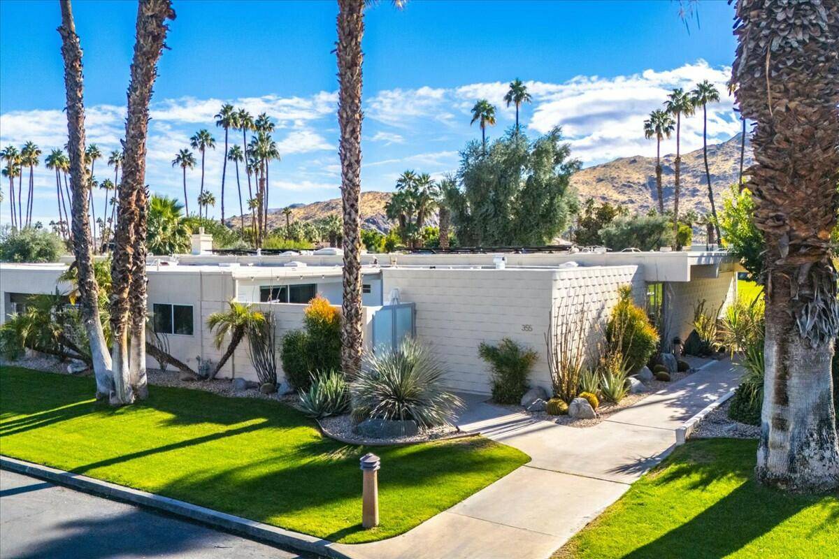 Palm Springs, CA 92264,355 Westlake TER