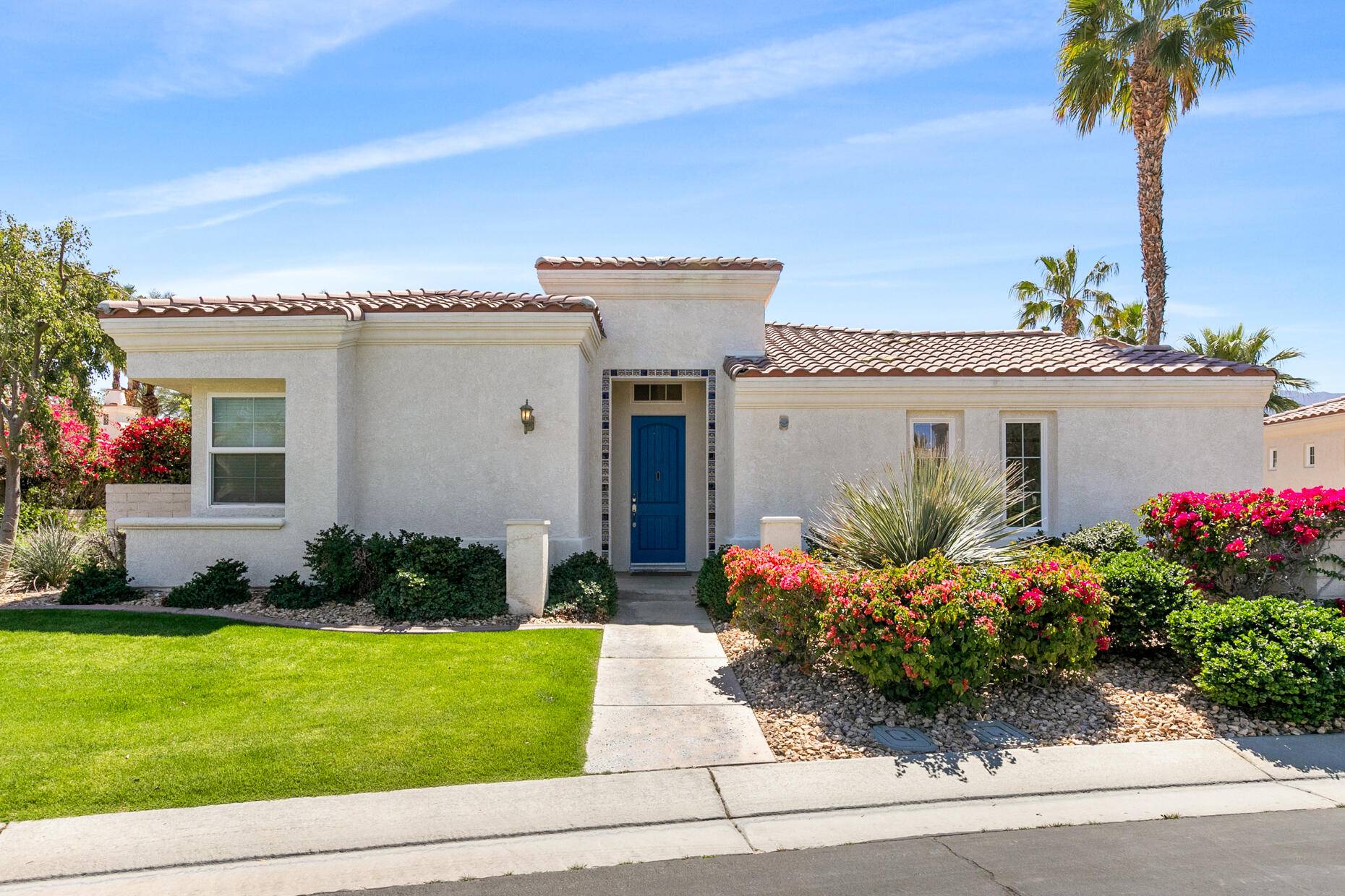 La Quinta, CA 92253,80919 Via Puerta Azul