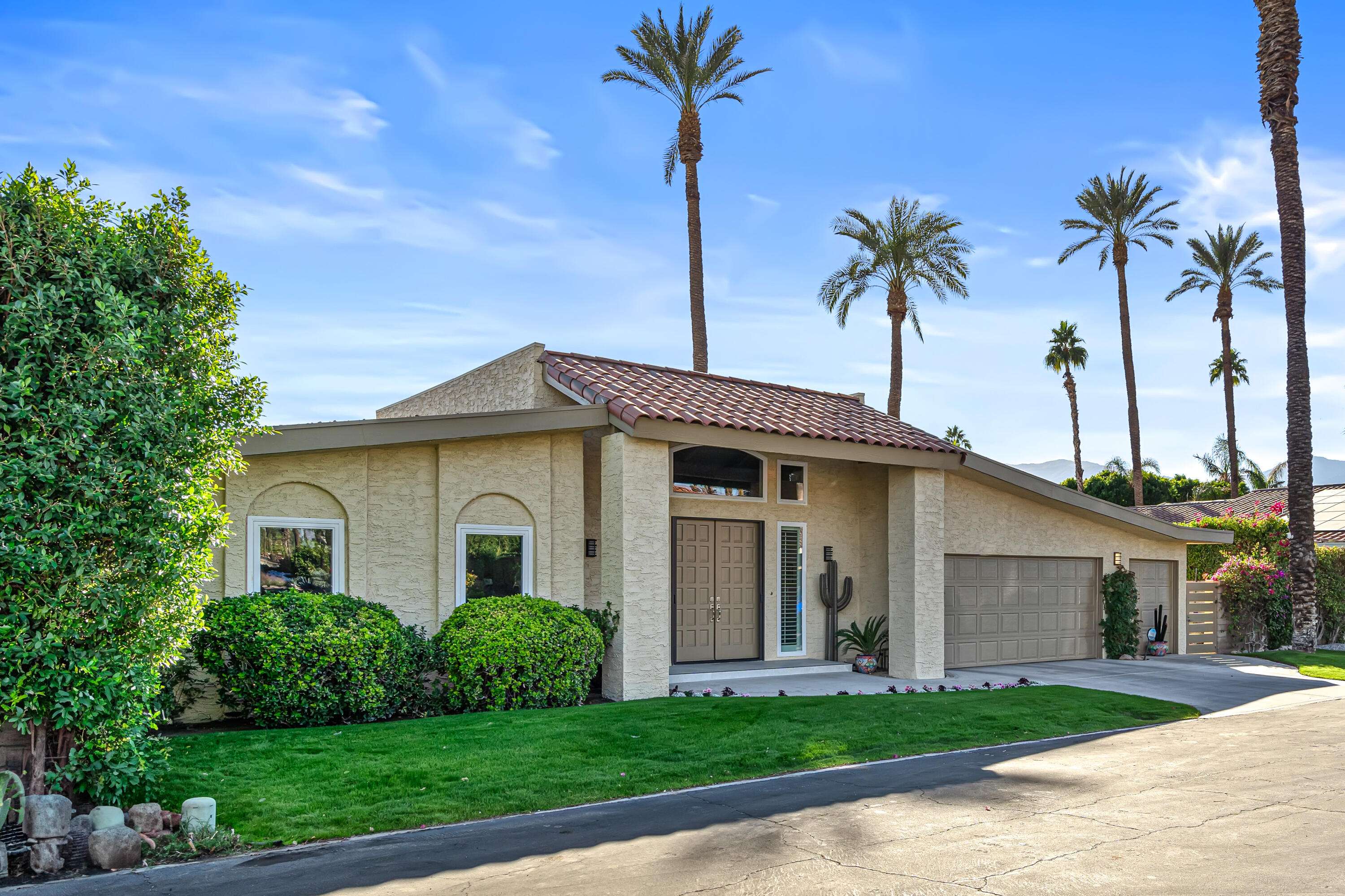 Rancho Mirage, CA 92270,16 Lincoln PL