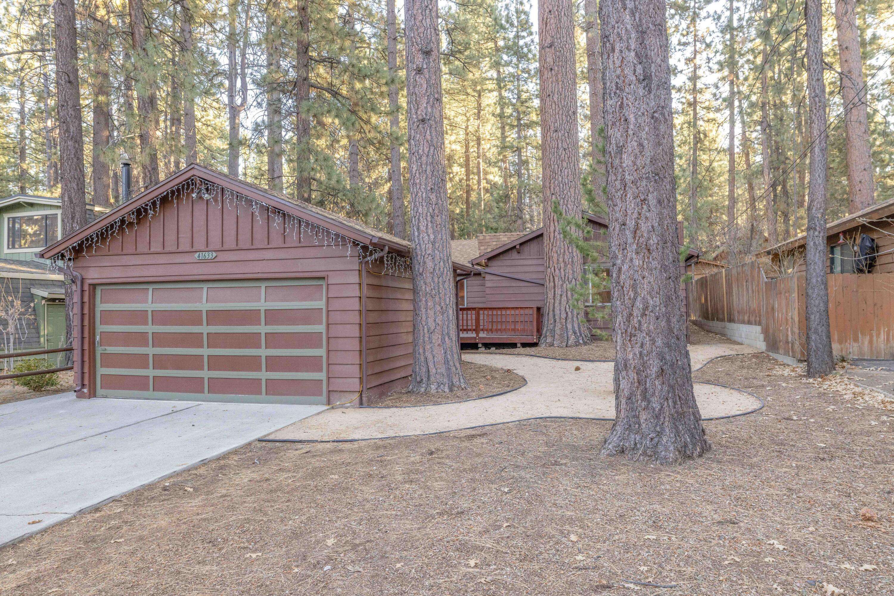 Big Bear Lake, CA 92315,41633 Mcwhinney LN