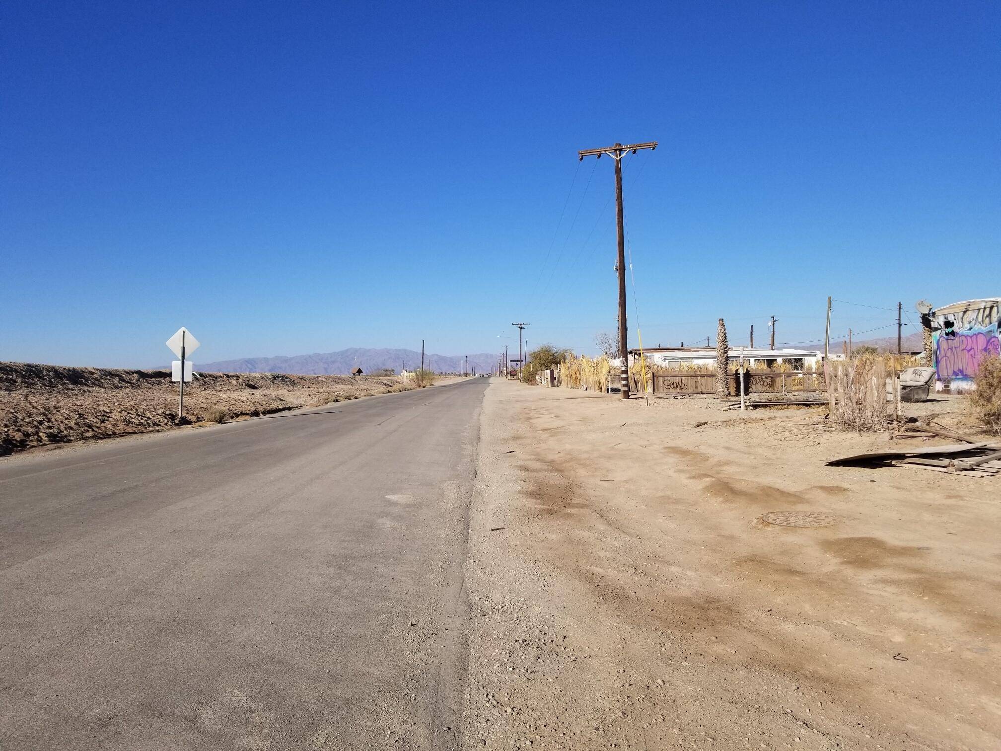 Bombay Beach, CA 92257,9542 Avenue A