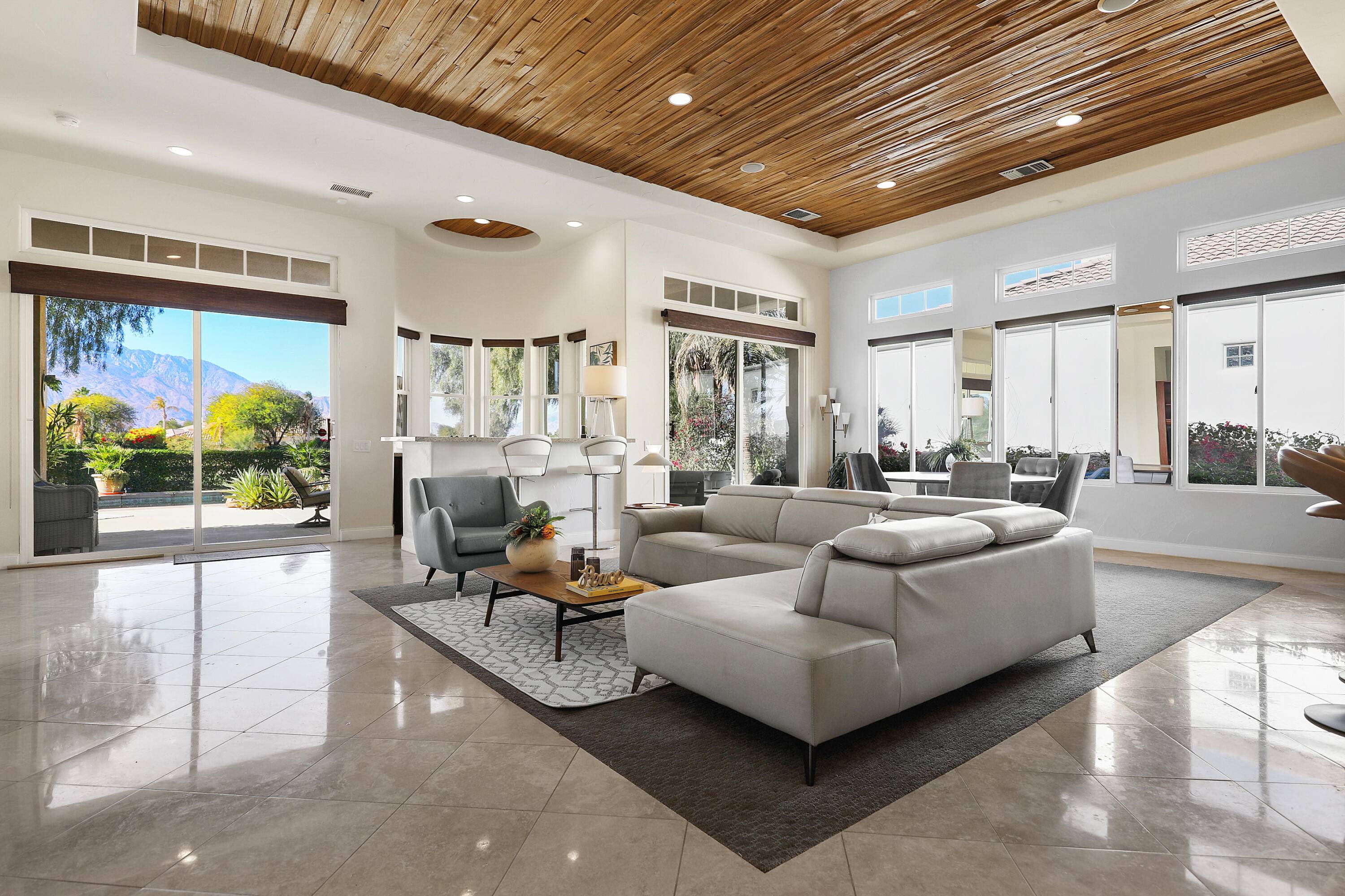 Rancho Mirage, CA 92270,21 Via Bella