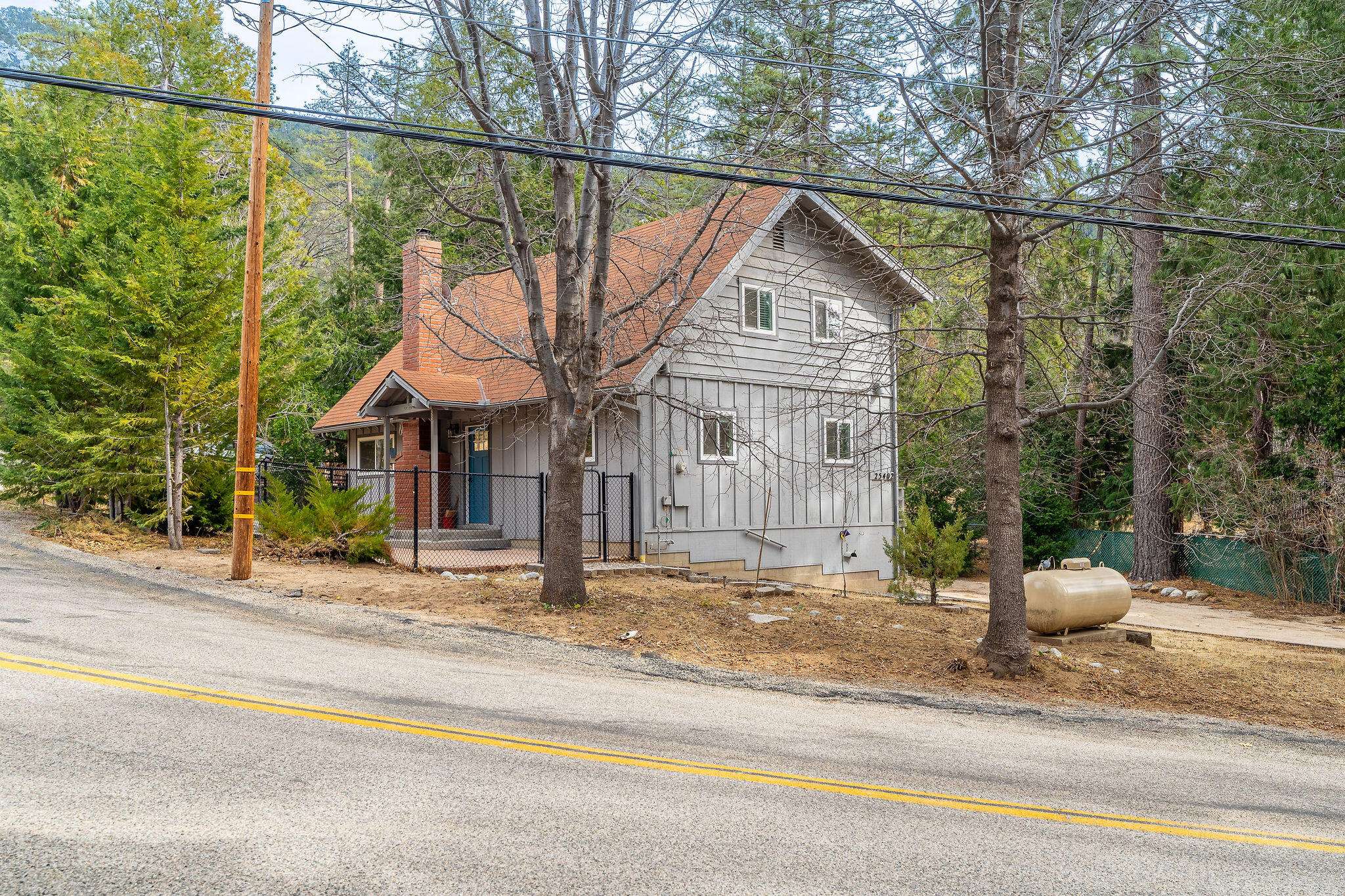 Idyllwild, CA 92549,25402 Lodge RD