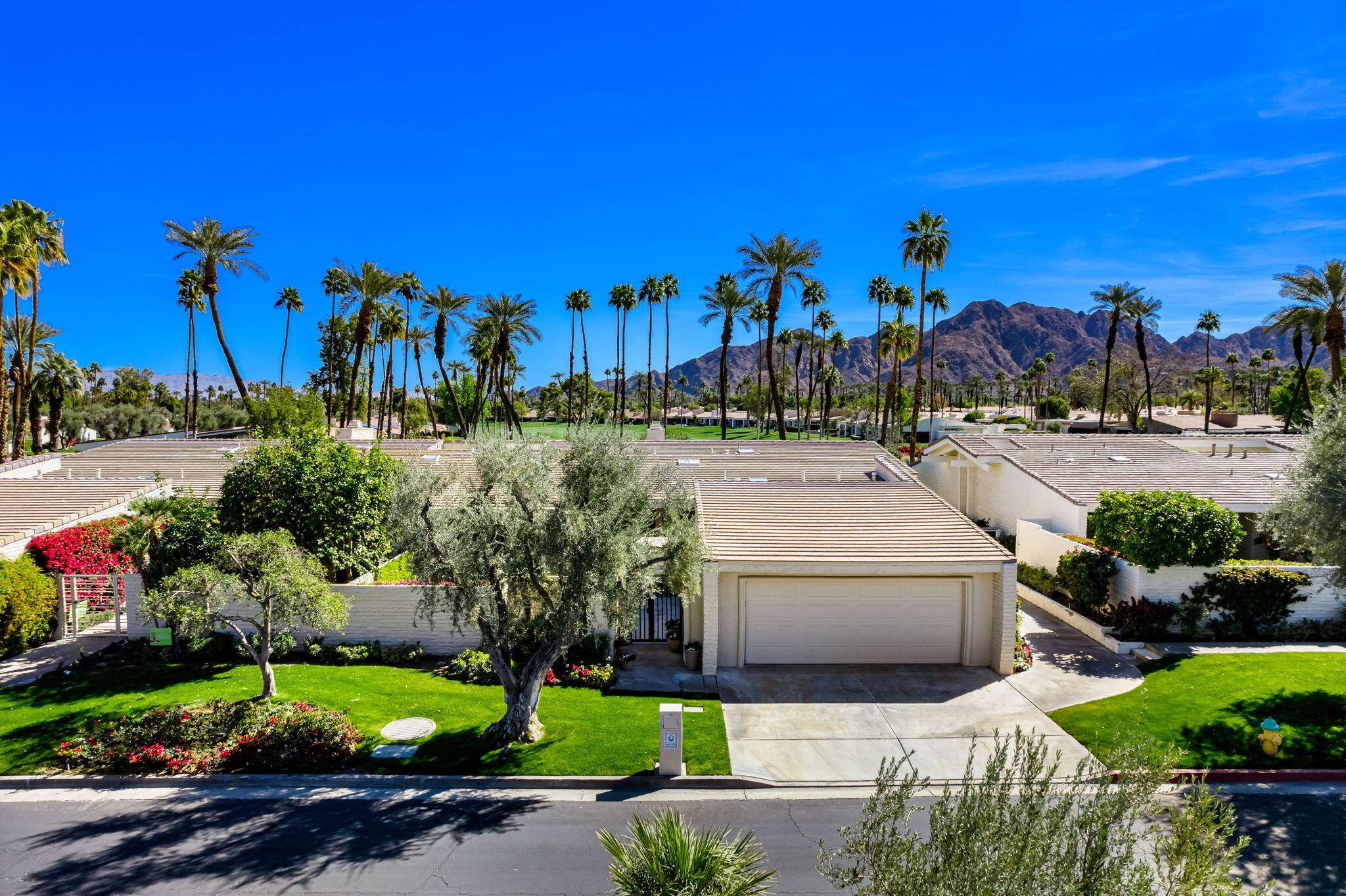 Indian Wells, CA 92210,44956 Desert Horizons DR