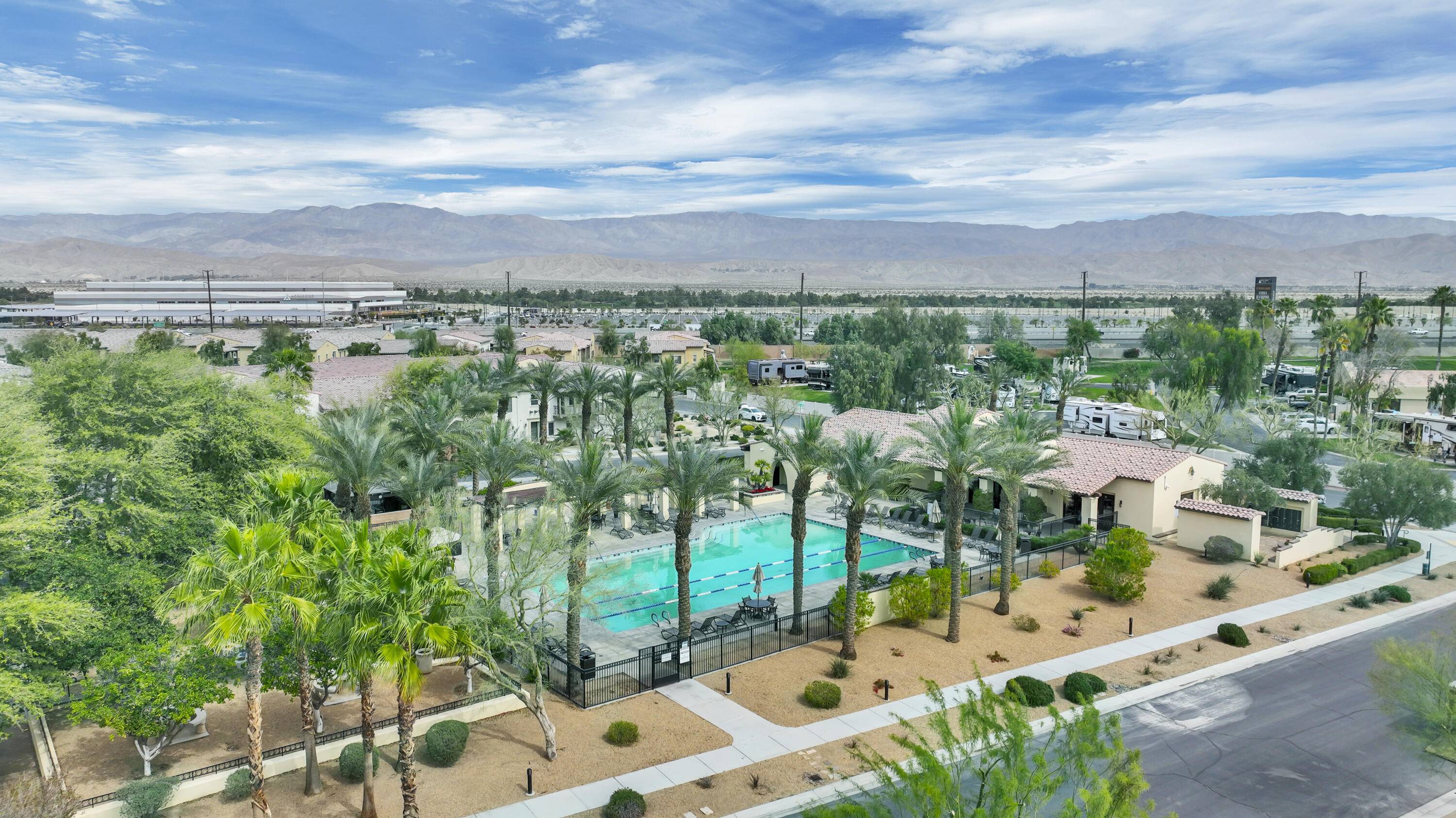 Palm Desert, CA 92211,271 Calle Siempre