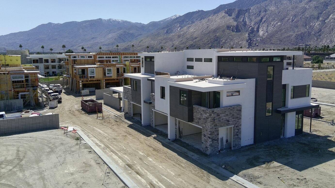 Palm Springs, CA 92262,1121 Latitude Loop South