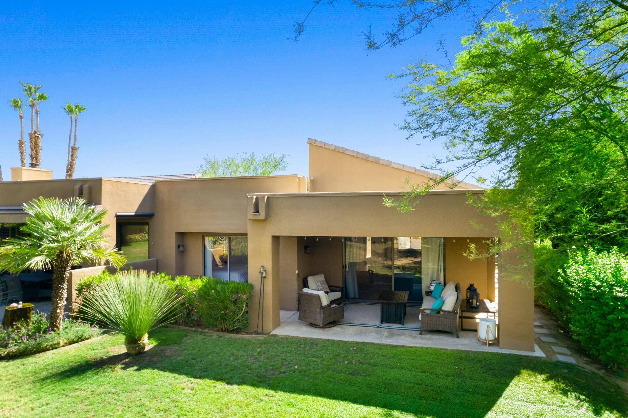 Palm Desert, CA 92260,73280 Rosewood CT