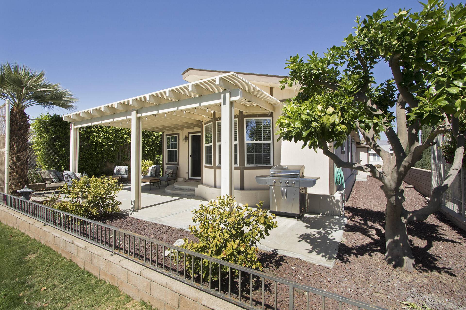 Thousand Palms, CA 92276,74651 Sweetwell RD