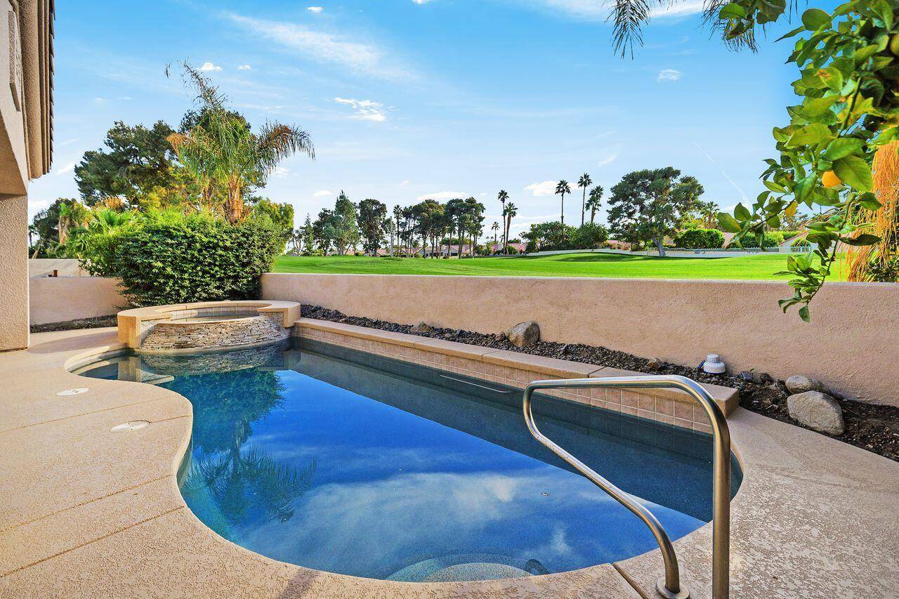 Palm Desert, CA 92211,75715 Heritage W