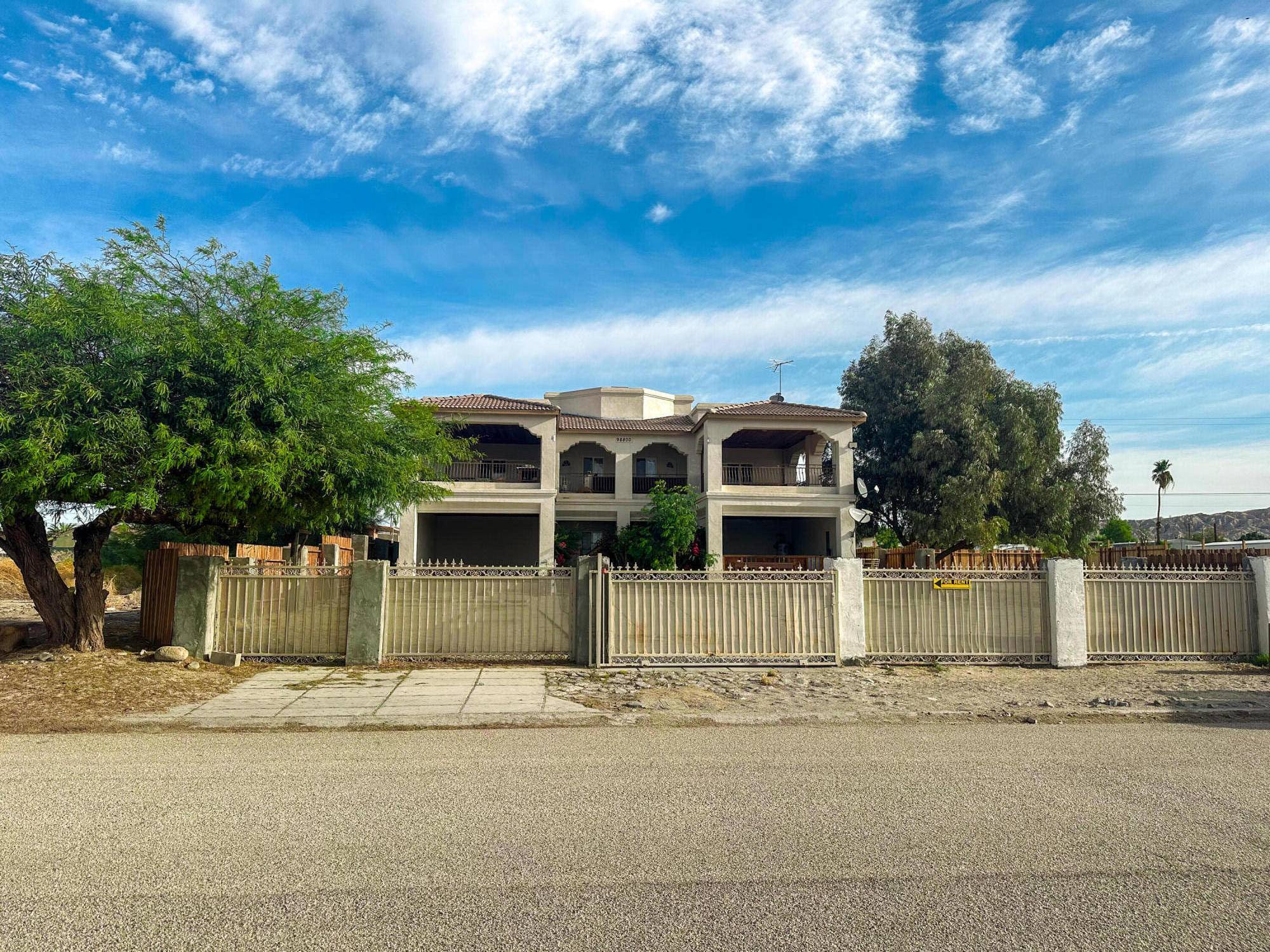 Mecca, CA 92254,98800 Surfside AVE