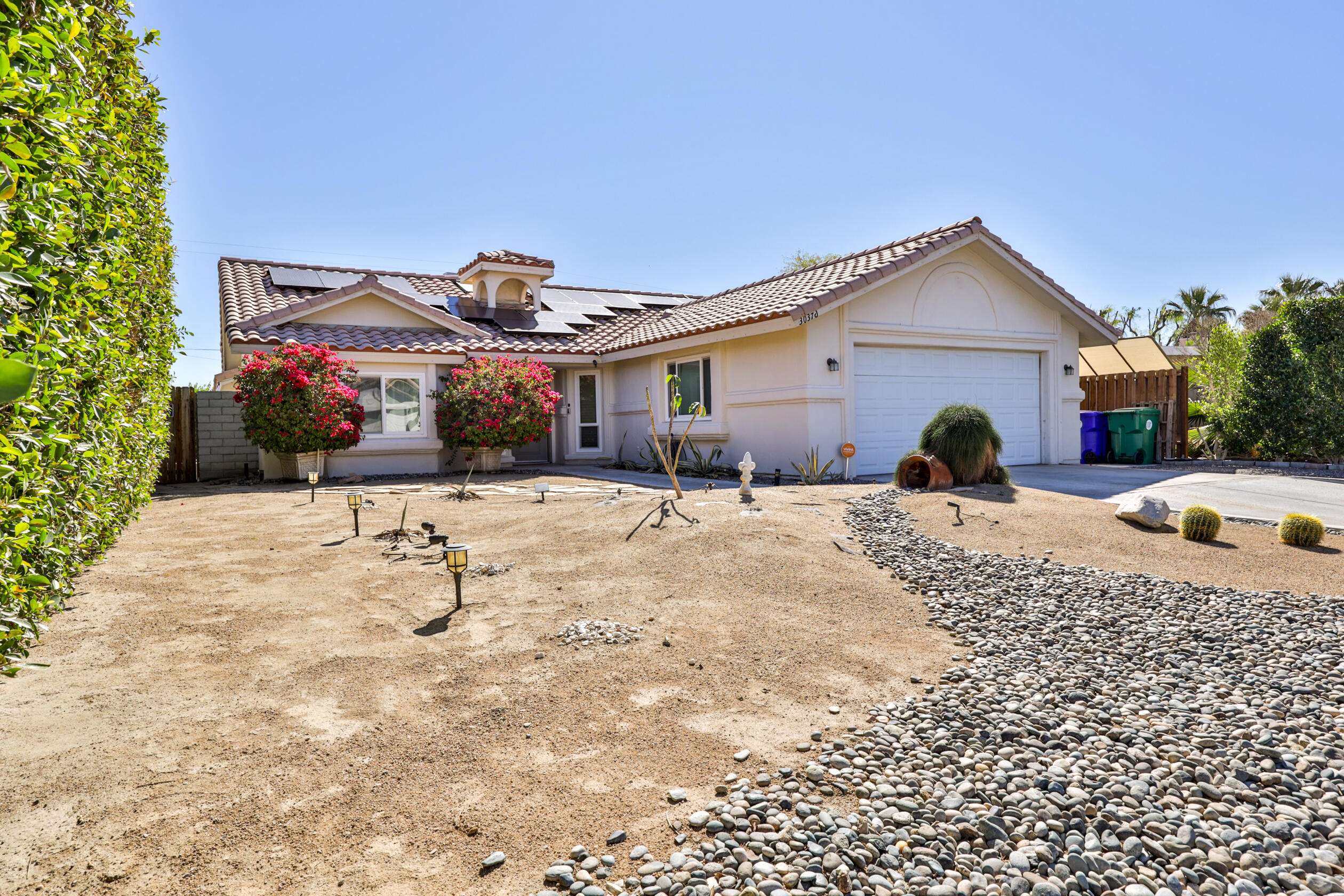 Cathedral City, CA 92234,30376 Avenida Alvera