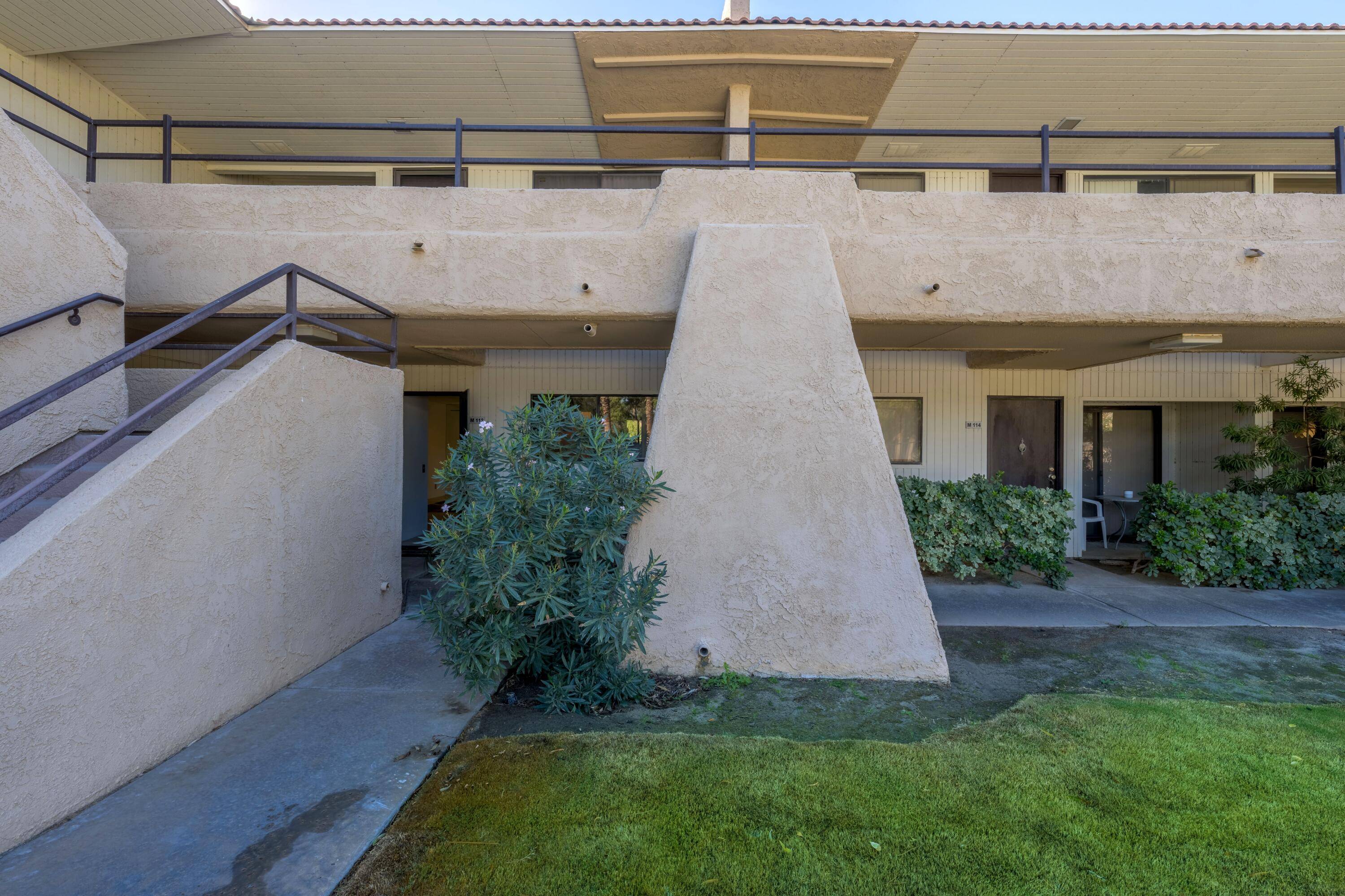 Palm Springs, CA 92262,751 N Los Felices #112