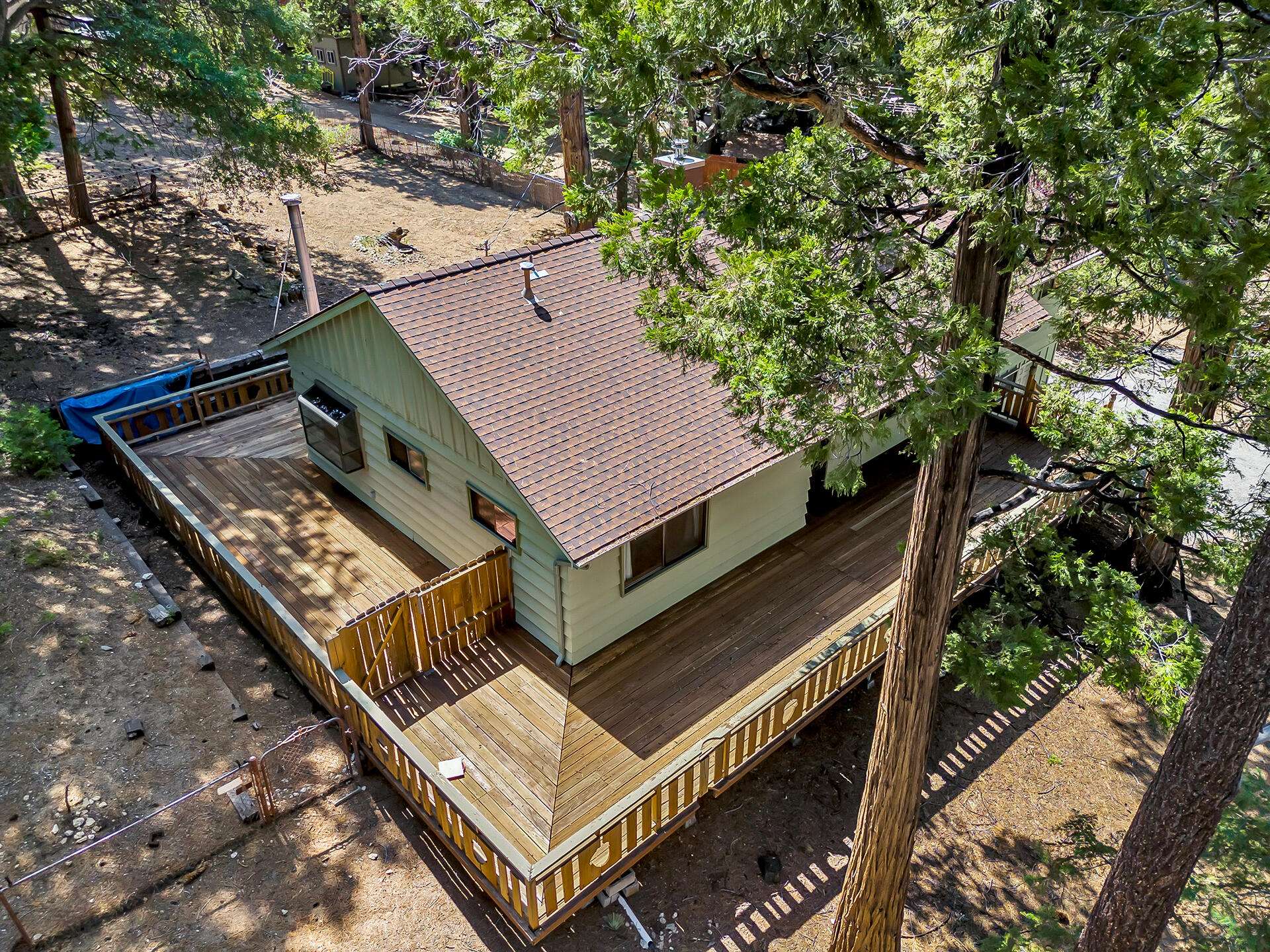 Idyllwild, CA 92549,52551 Pine Ridge RD