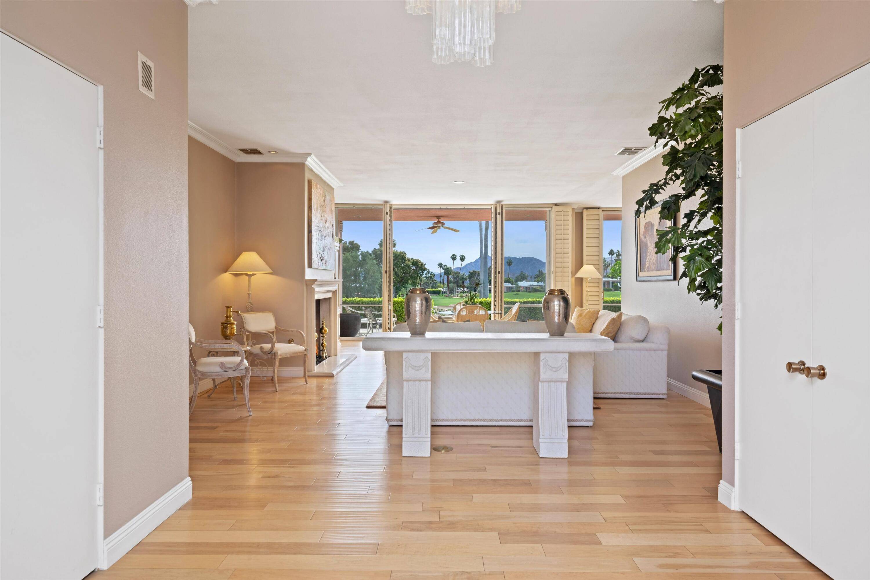 Palm Desert, CA 92260,46650 Amir DR