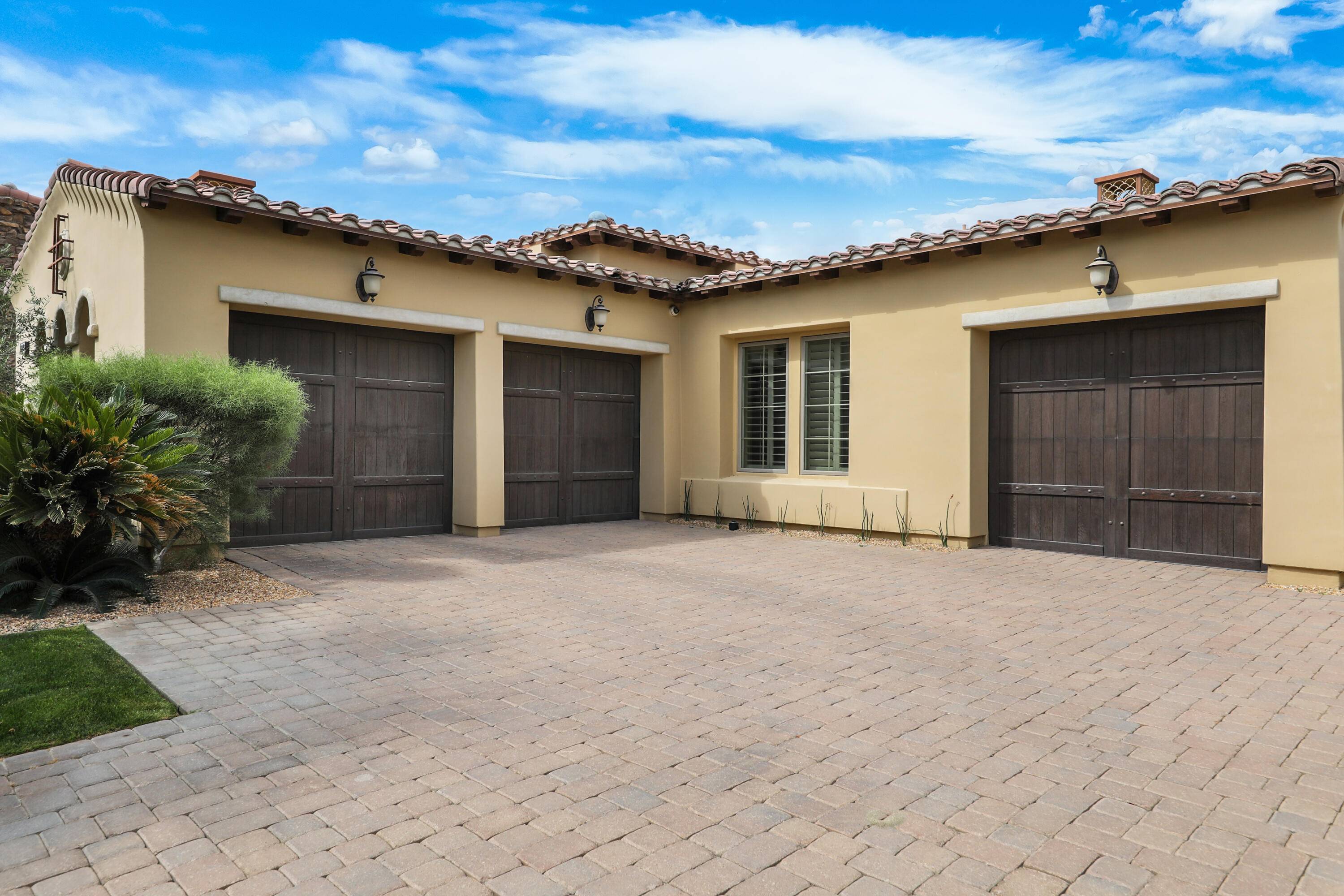 La Quinta, CA 92253,81089 Monarchos CIR