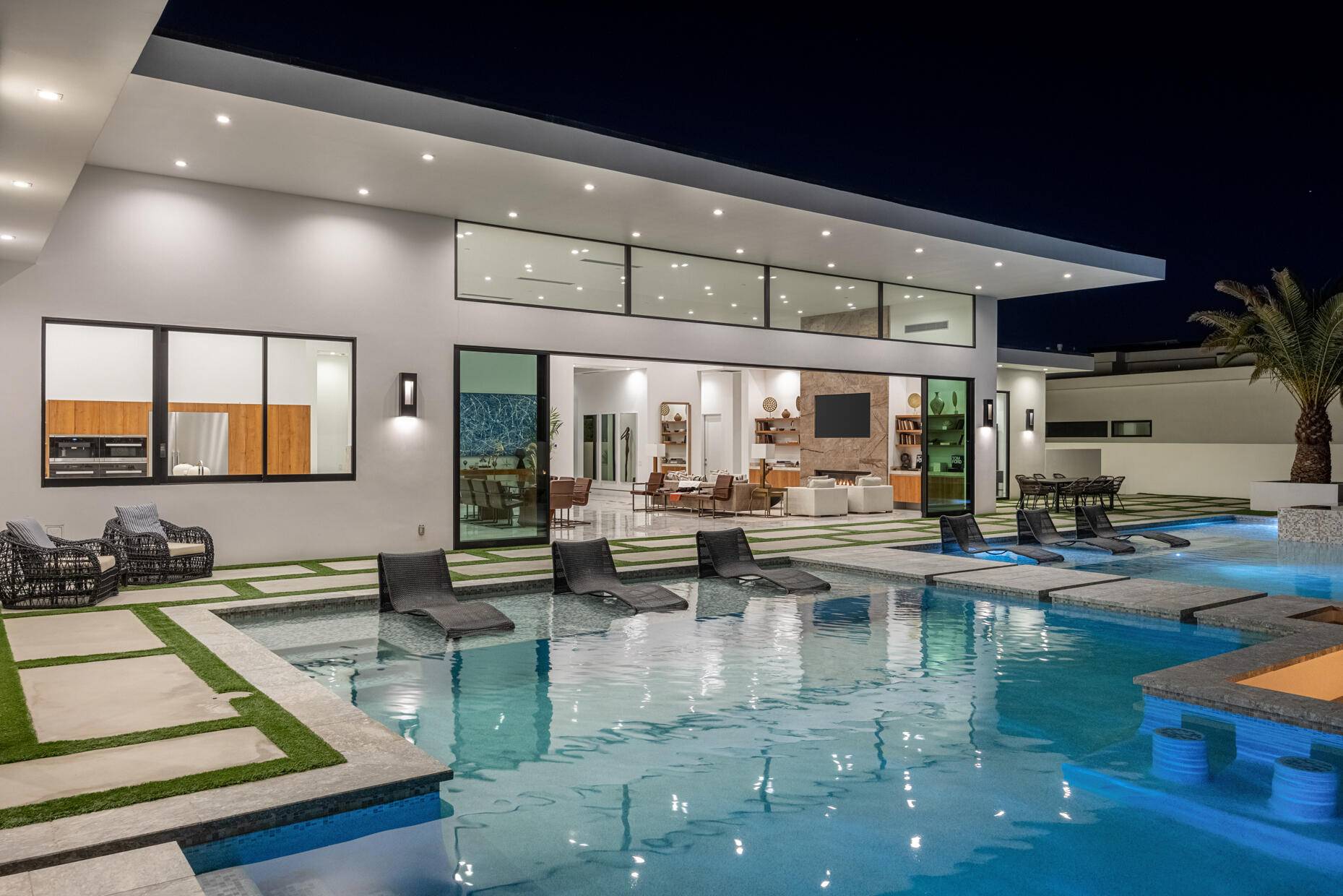 Rancho Mirage, CA 92270,1 Bravo CT