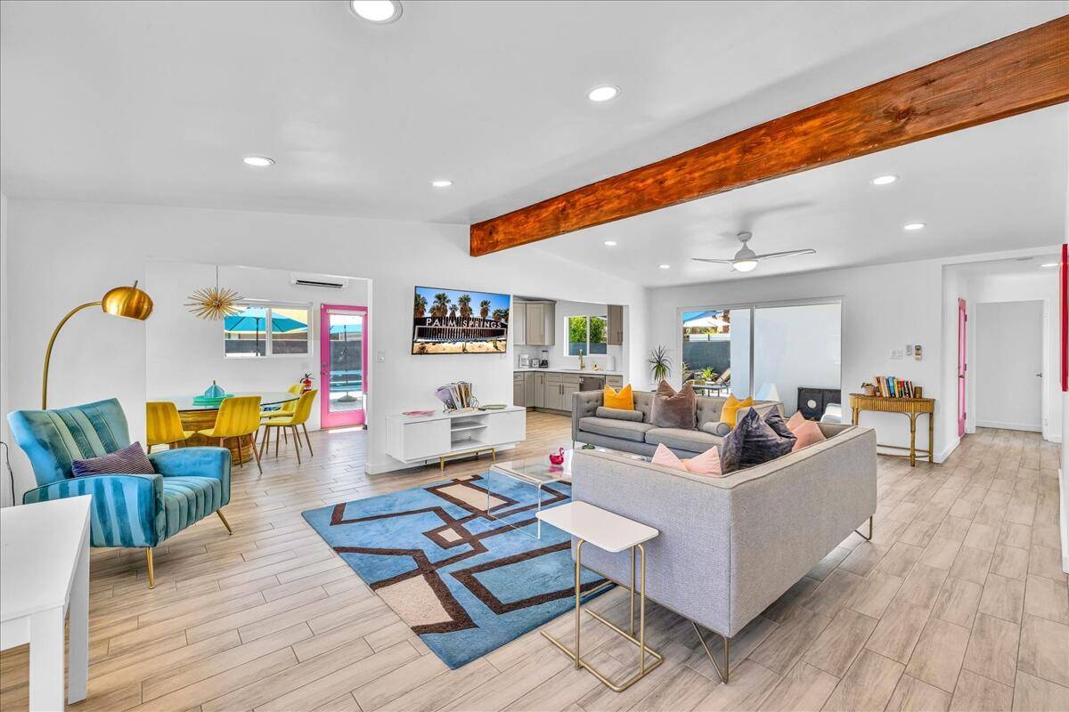 Palm Springs, CA 92264,963 S Paseo Caroleta