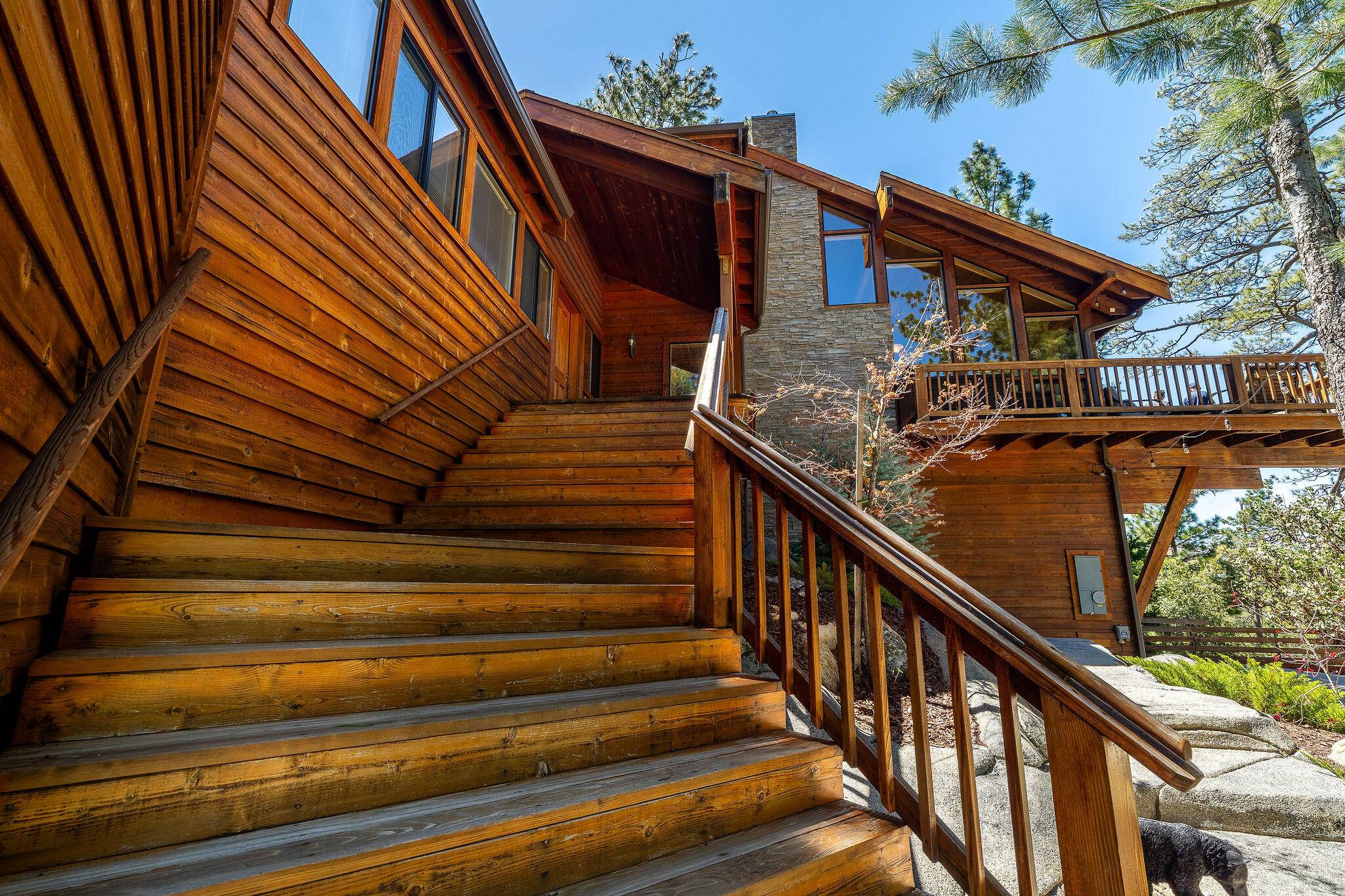 Idyllwild, CA 92549,24938 Roble DR