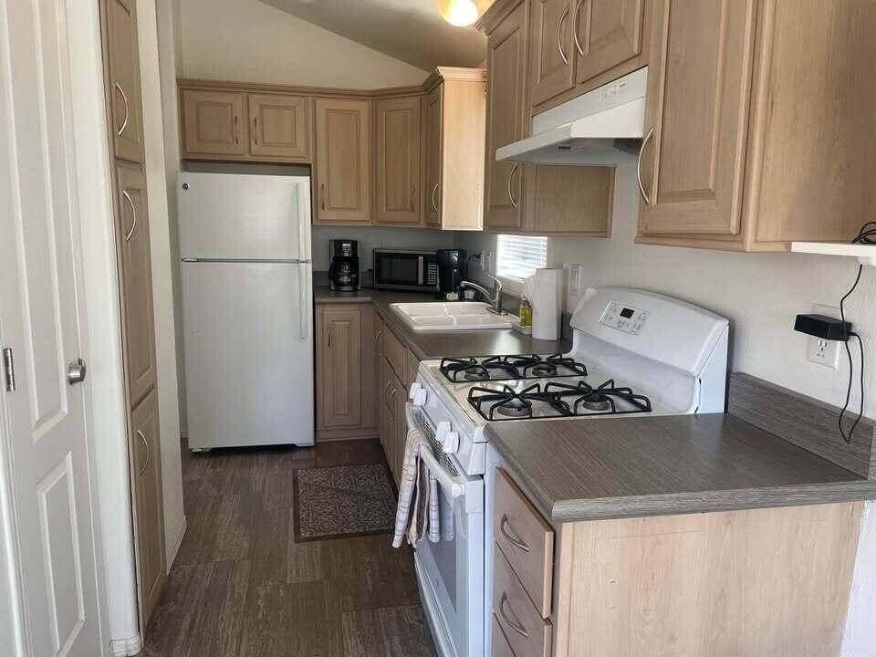 Sky Valley, CA 92241,74711 Dillion ST #1023