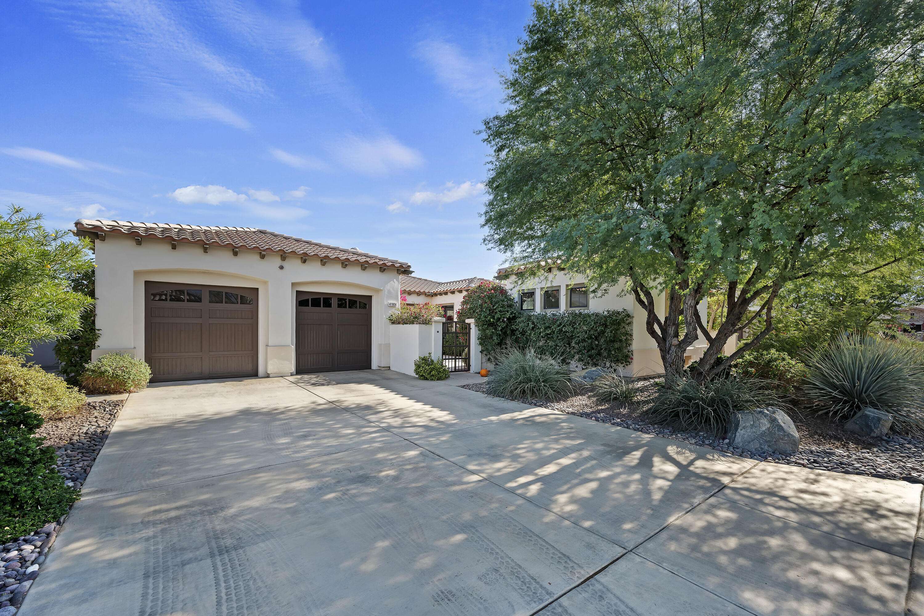 Palm Desert, CA 92260,41804 Via Treviso