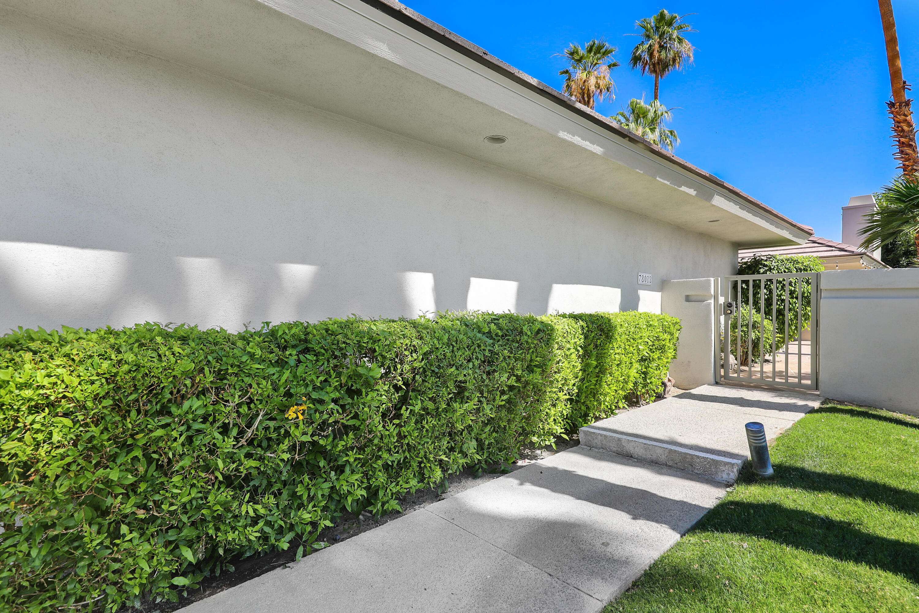 La Quinta, CA 92253,78088 Calle Norte