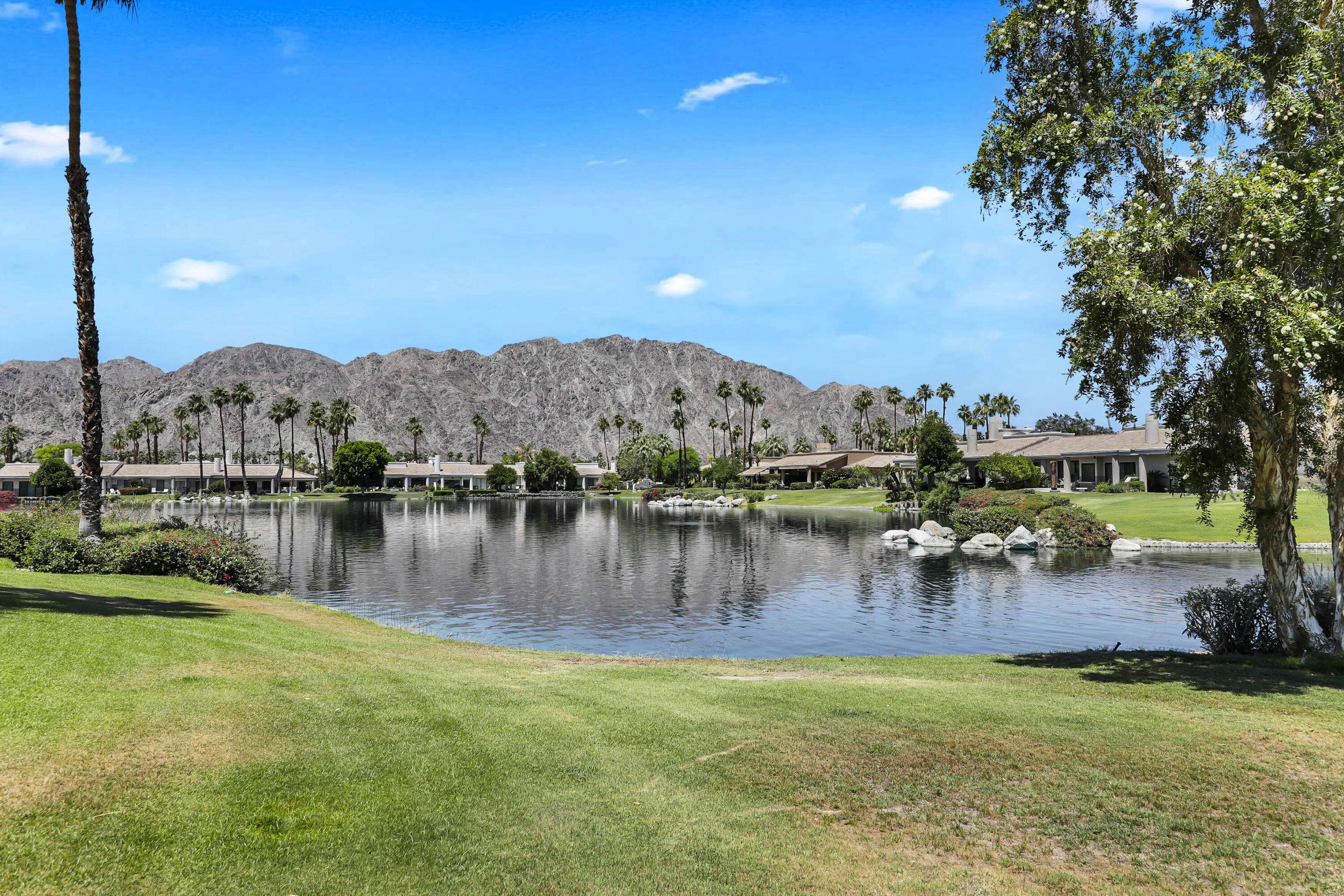 La Quinta, CA 92253,80671 Cherry Hills DR