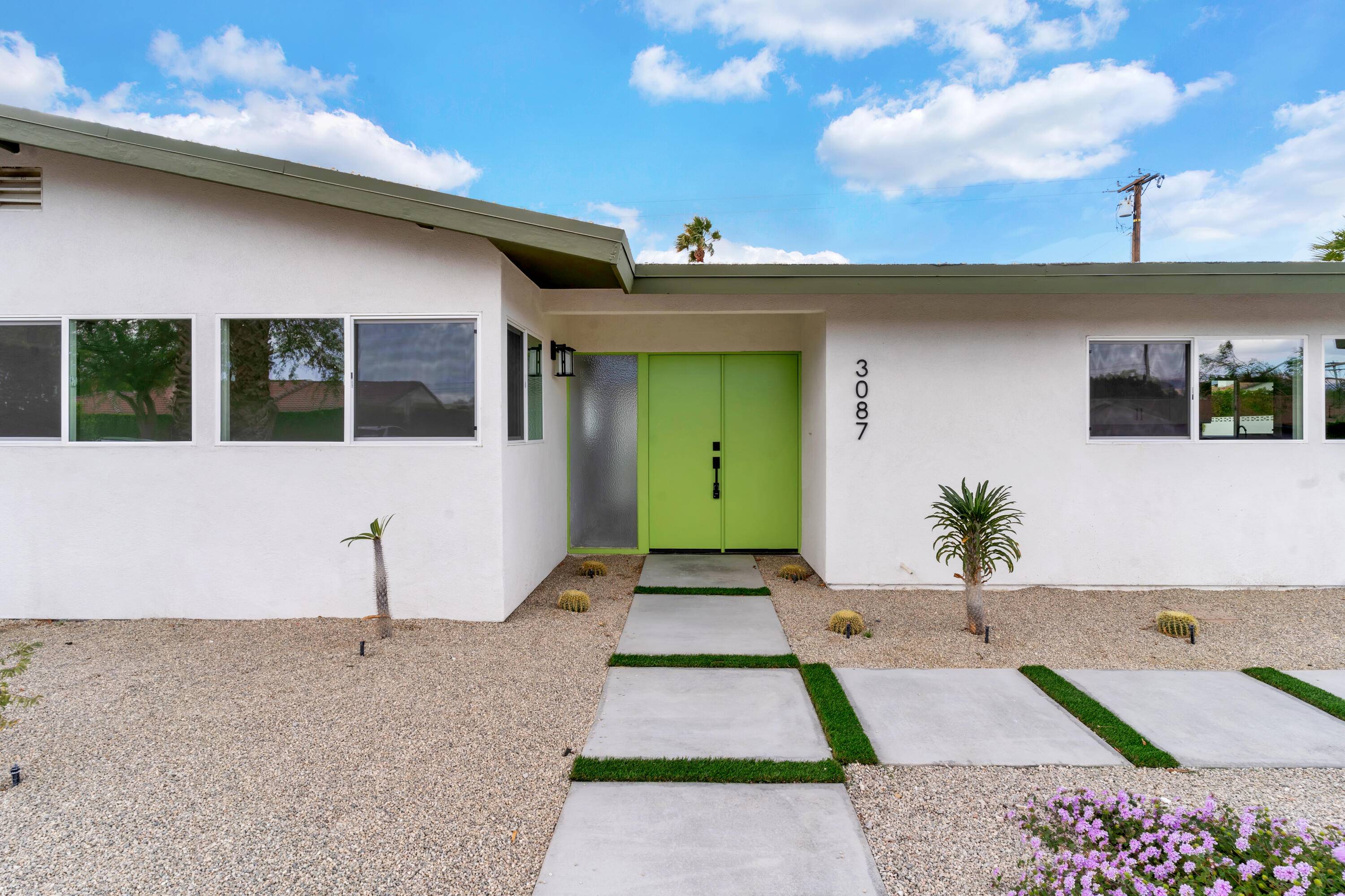 Palm Springs, CA 92262,3087 N Biskra RD