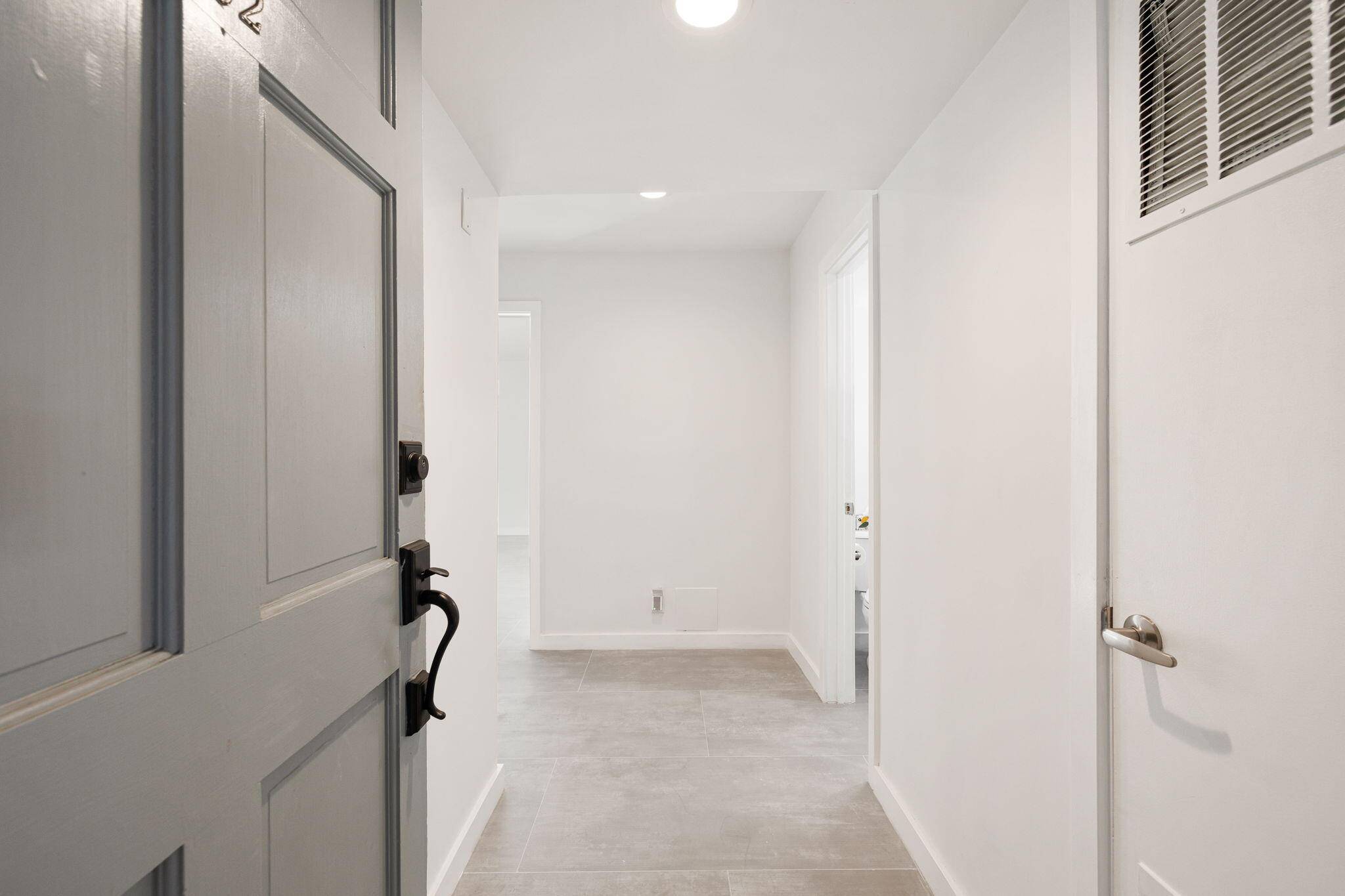 Palm Springs, CA 92262,280 S Avenida Caballeros #102