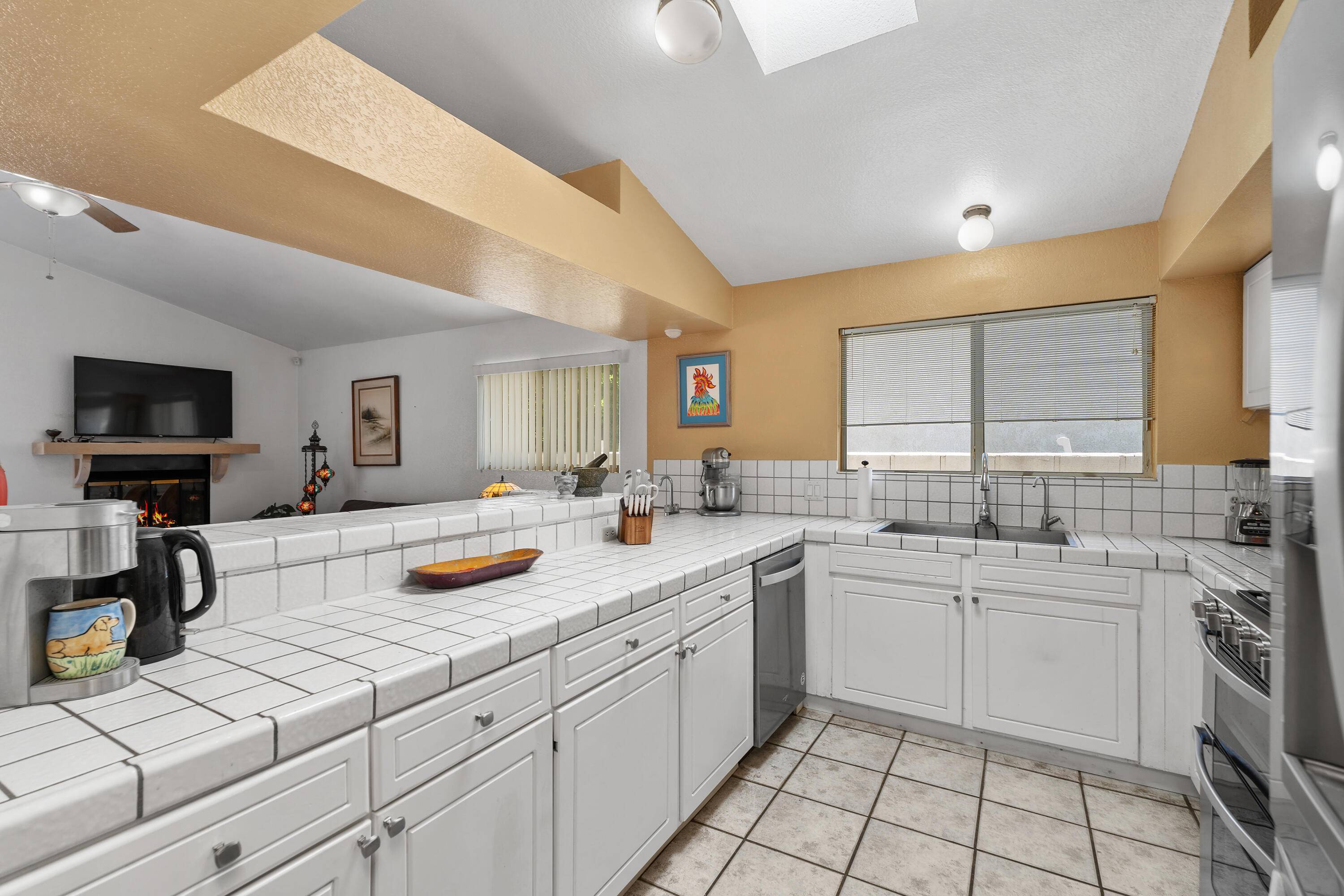 Cathedral City, CA 92234,31320 Avenida Ximino