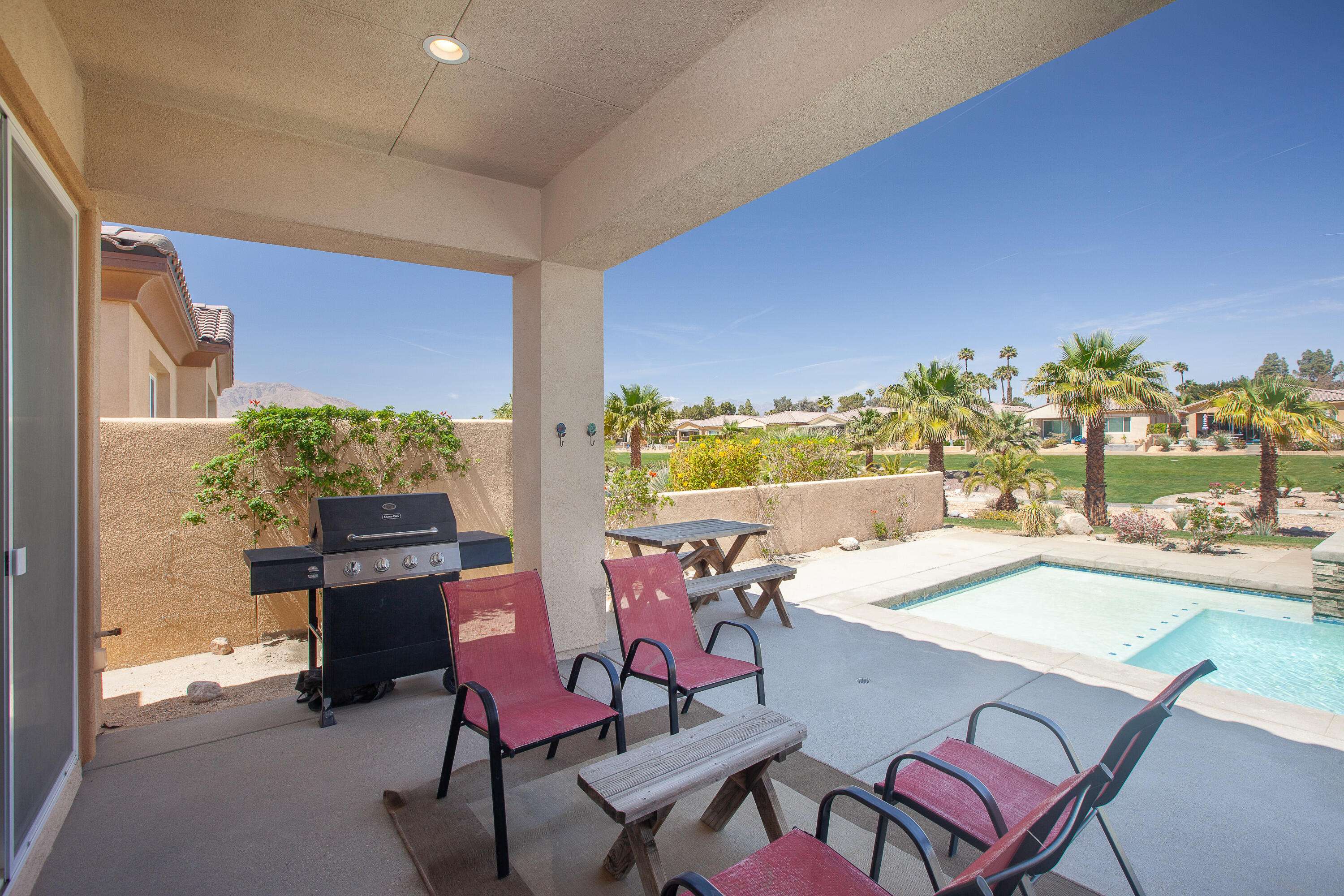 Cathedral City, CA 92234,67424 Zuni Court CT