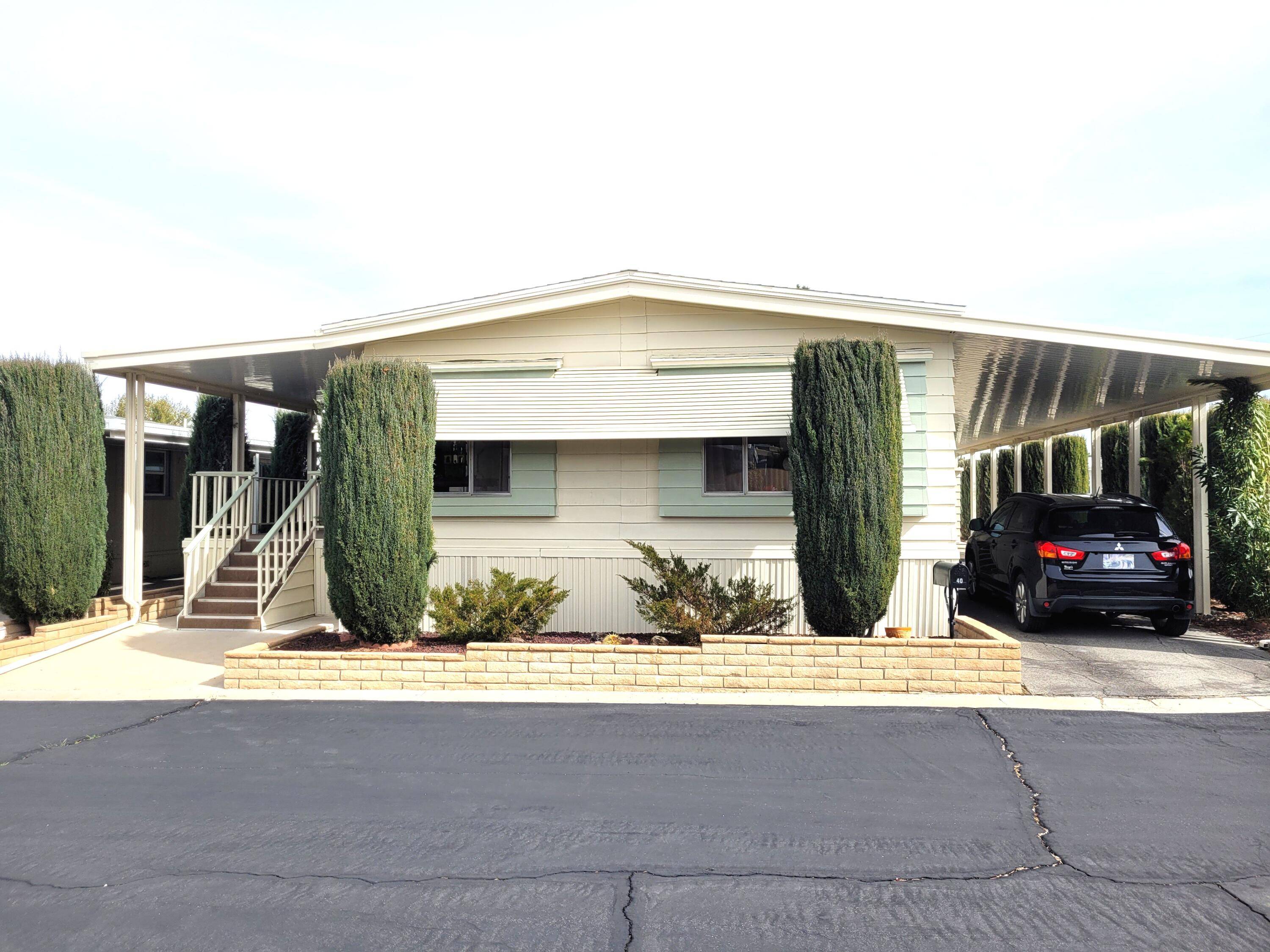 Yucca Valley, CA 92284,54999 Martinez TRL #40