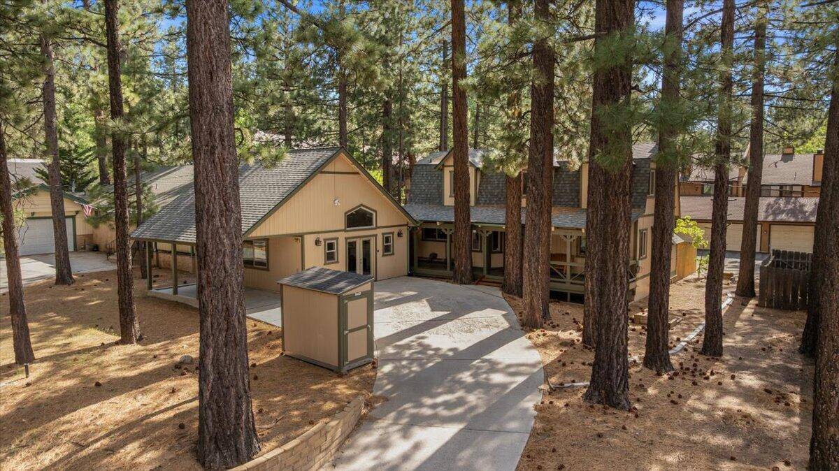 Big Bear Lake, CA 92315,572 Ponderosa DR