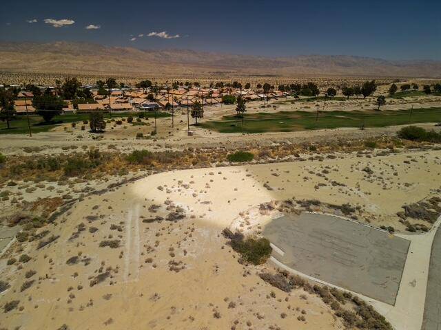 Thousand Palms, CA 92276,34314 Thomas CT