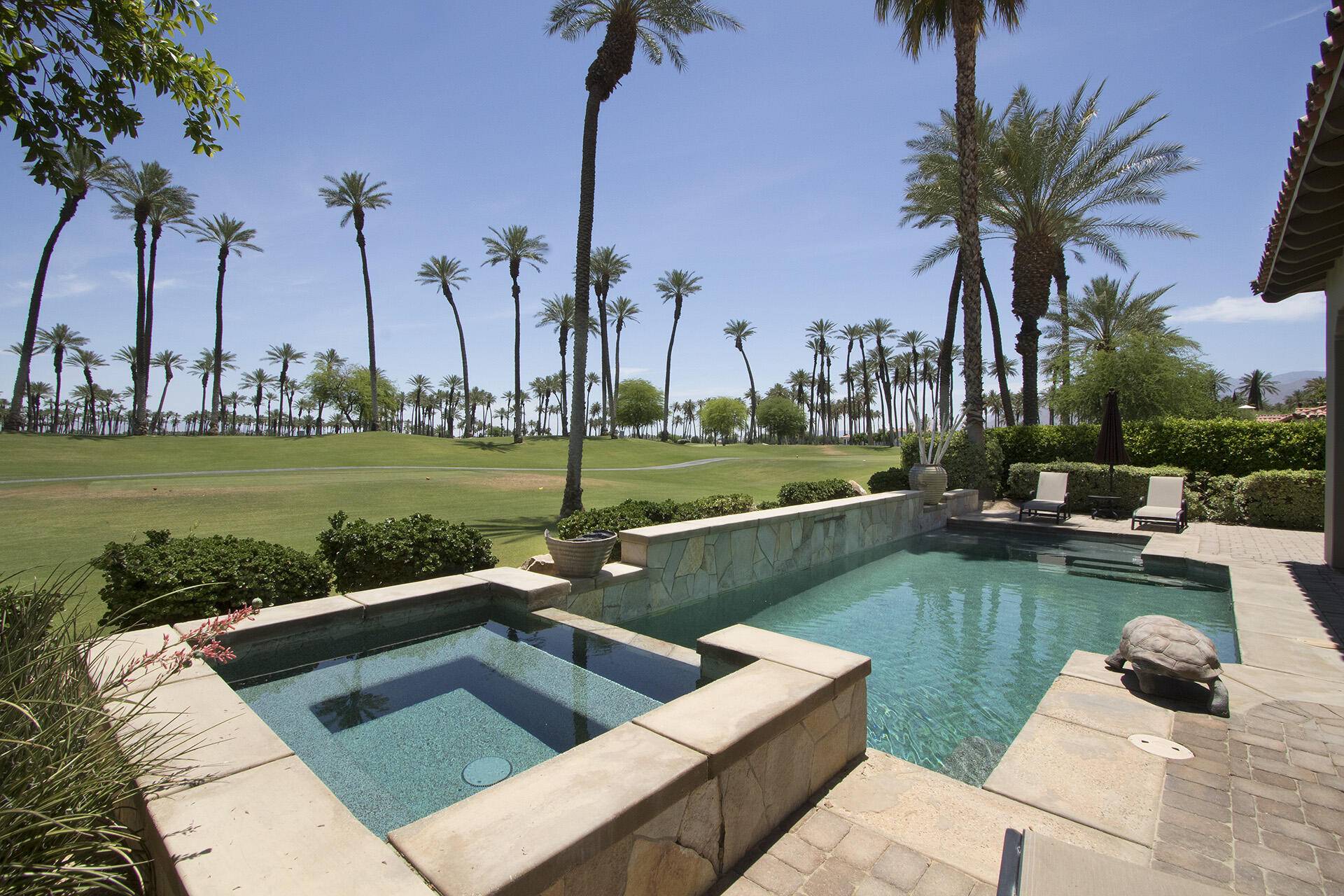 La Quinta, CA 92253,56588 S Palms DR
